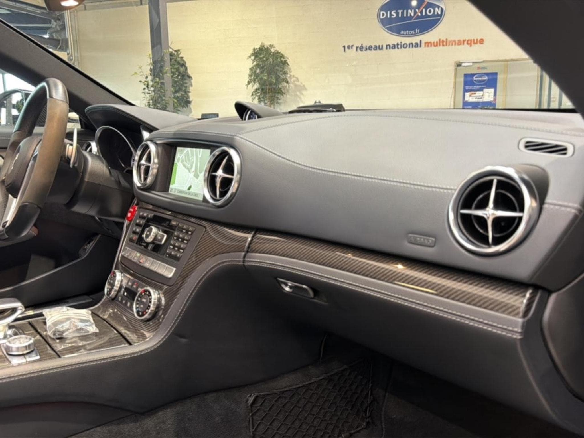 Mercedes SL 63 AMG SPEEDSHIFT MCT (2013) - Photo 18