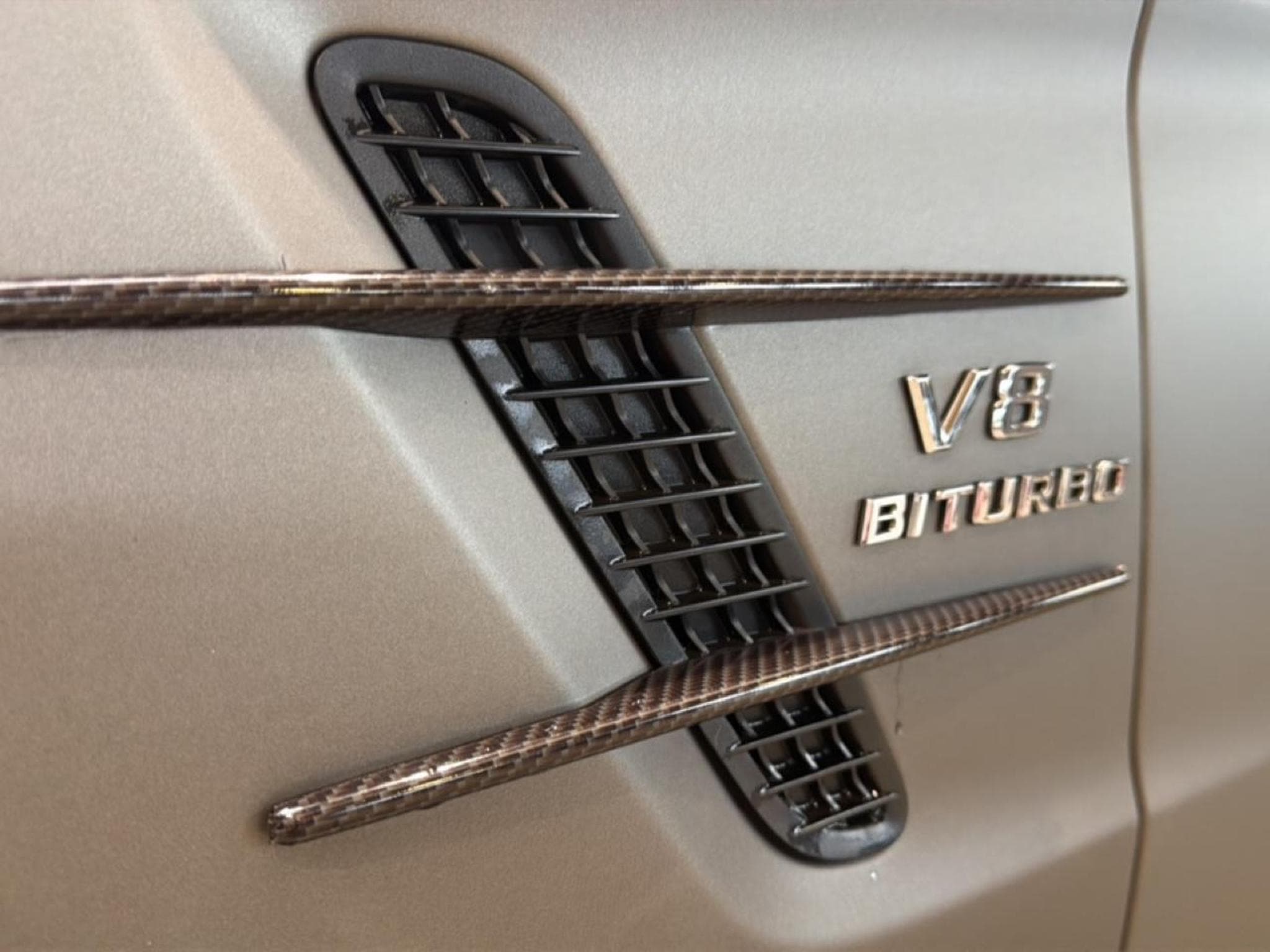 Mercedes SL 63 AMG SPEEDSHIFT MCT (2013) - Photo 22