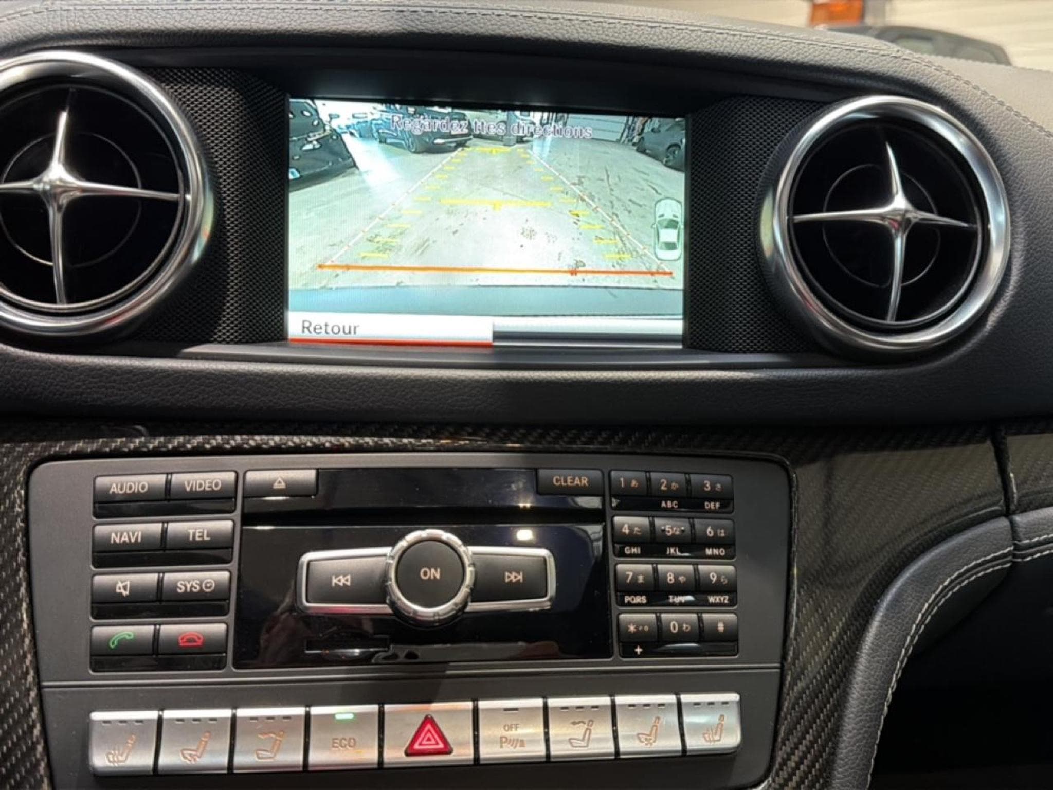 Mercedes SL 63 AMG SPEEDSHIFT MCT (2013) - Photo 28