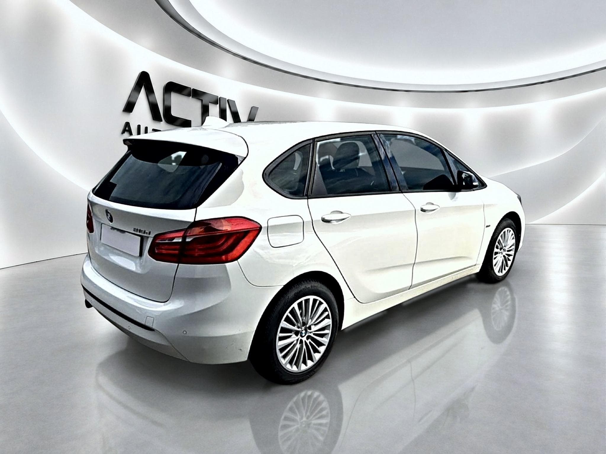 Bmw Série 2 (F45) 216D 116 SPORT (2017) - Photo 7