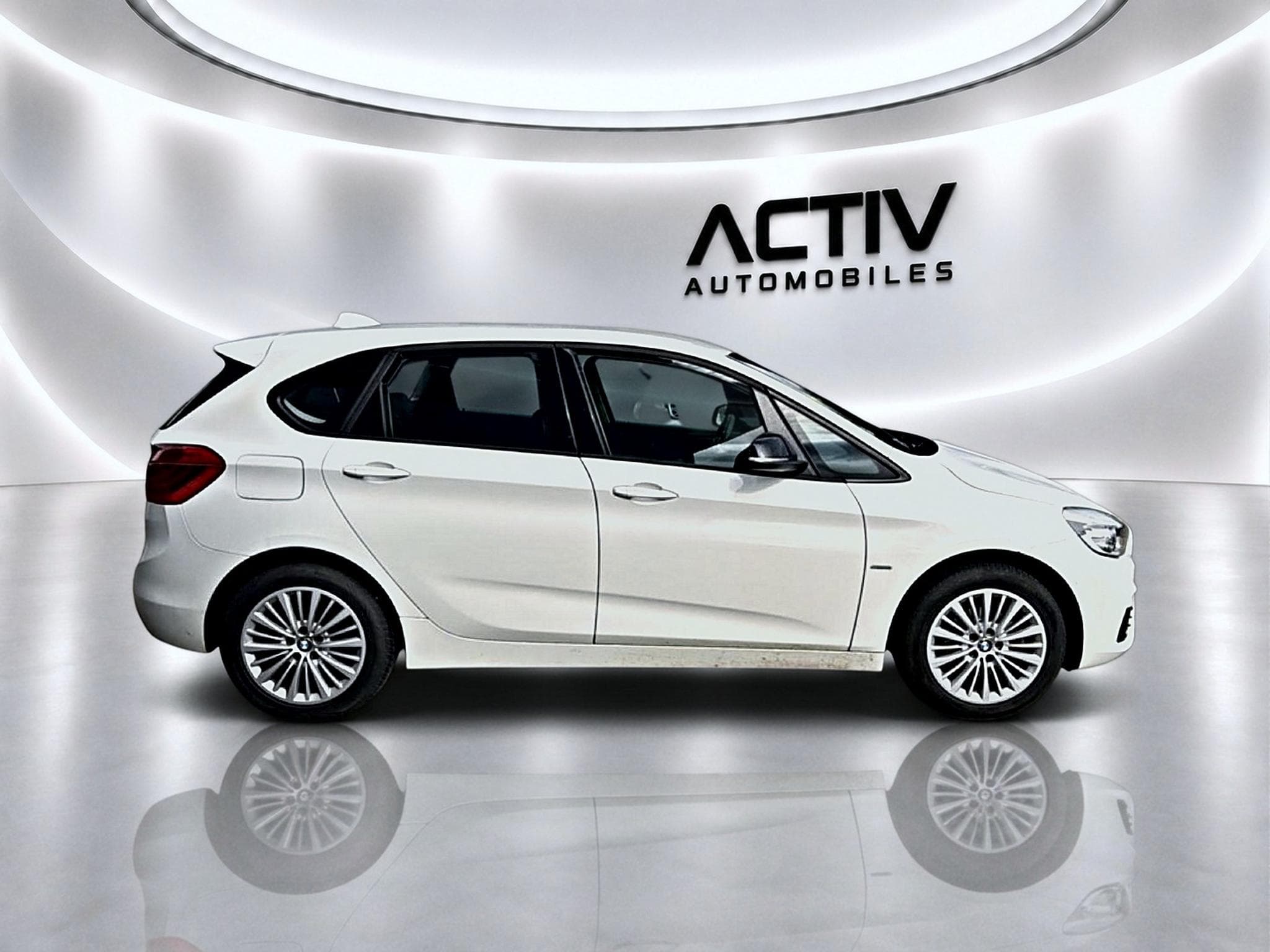 Bmw Série 2 (F45) 216D 116 SPORT (2017) - Photo 8