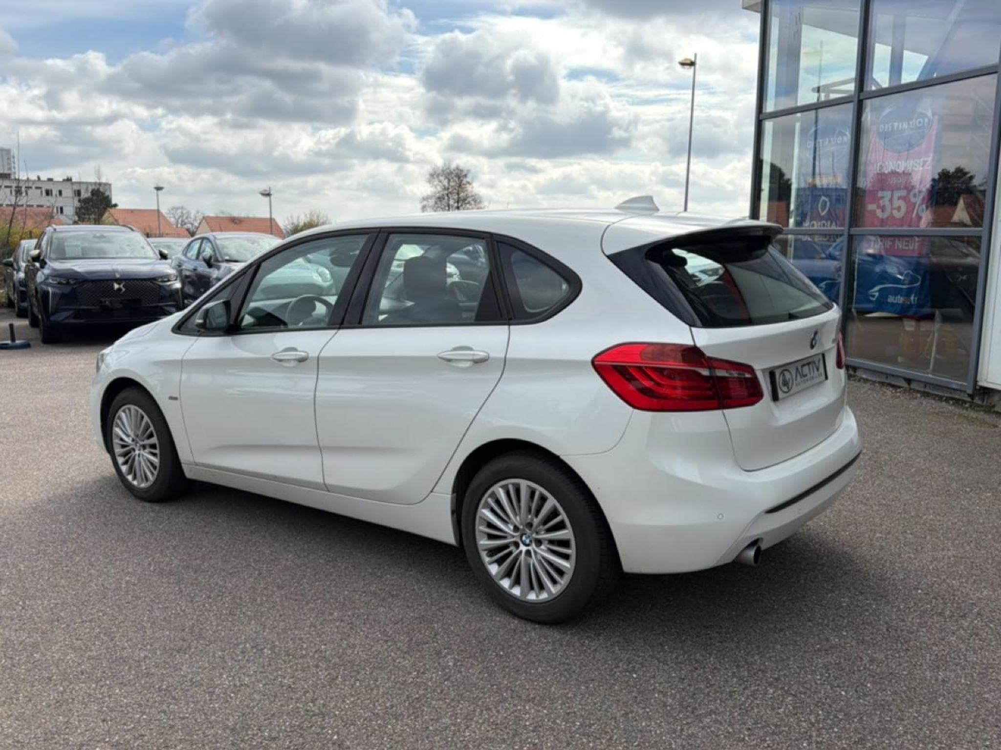 Bmw Série 2 (F45) 216D 116 SPORT (2017) - Photo 12