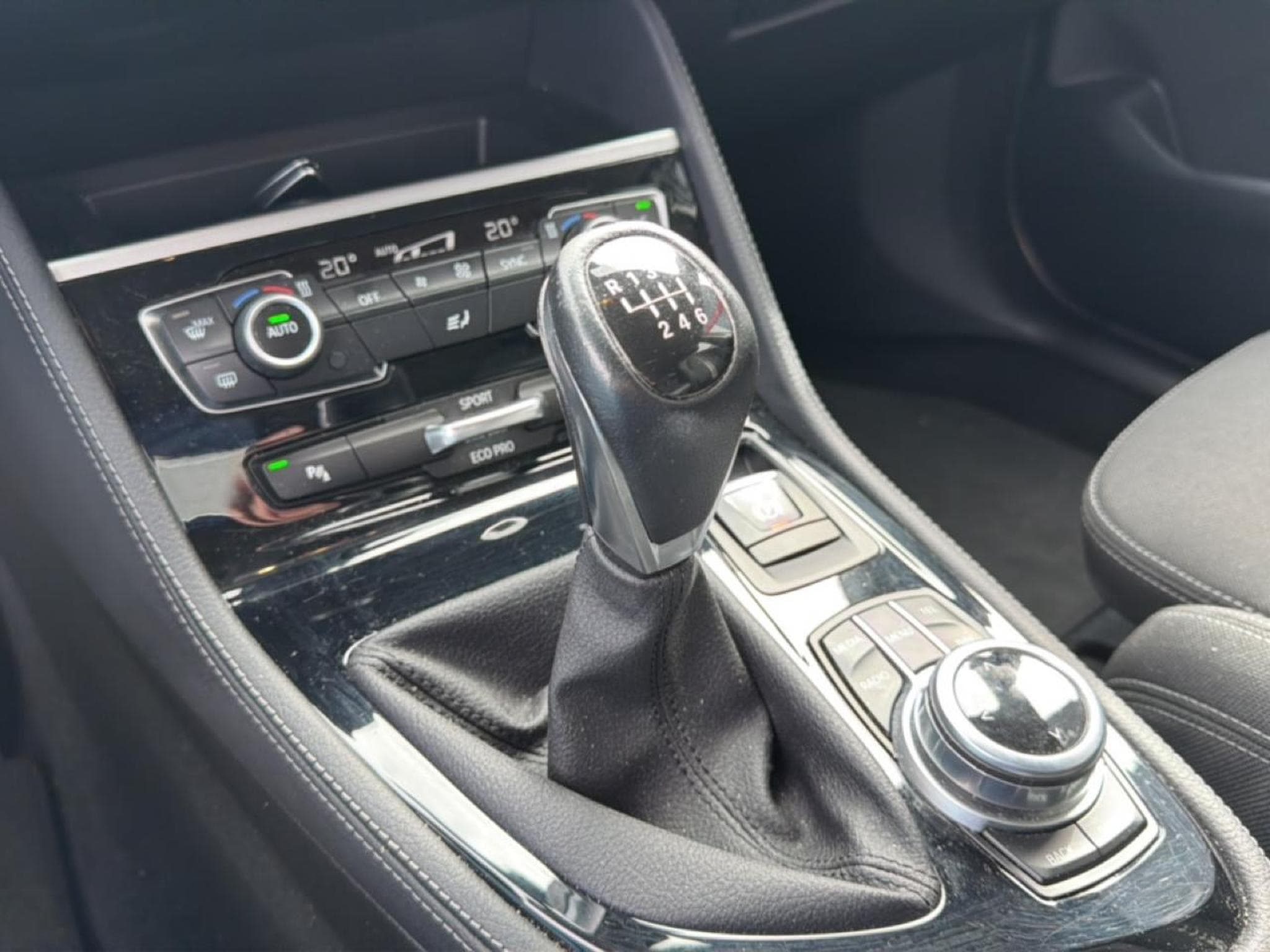 Bmw Série 2 (F45) 216D 116 SPORT (2017) - Photo 26