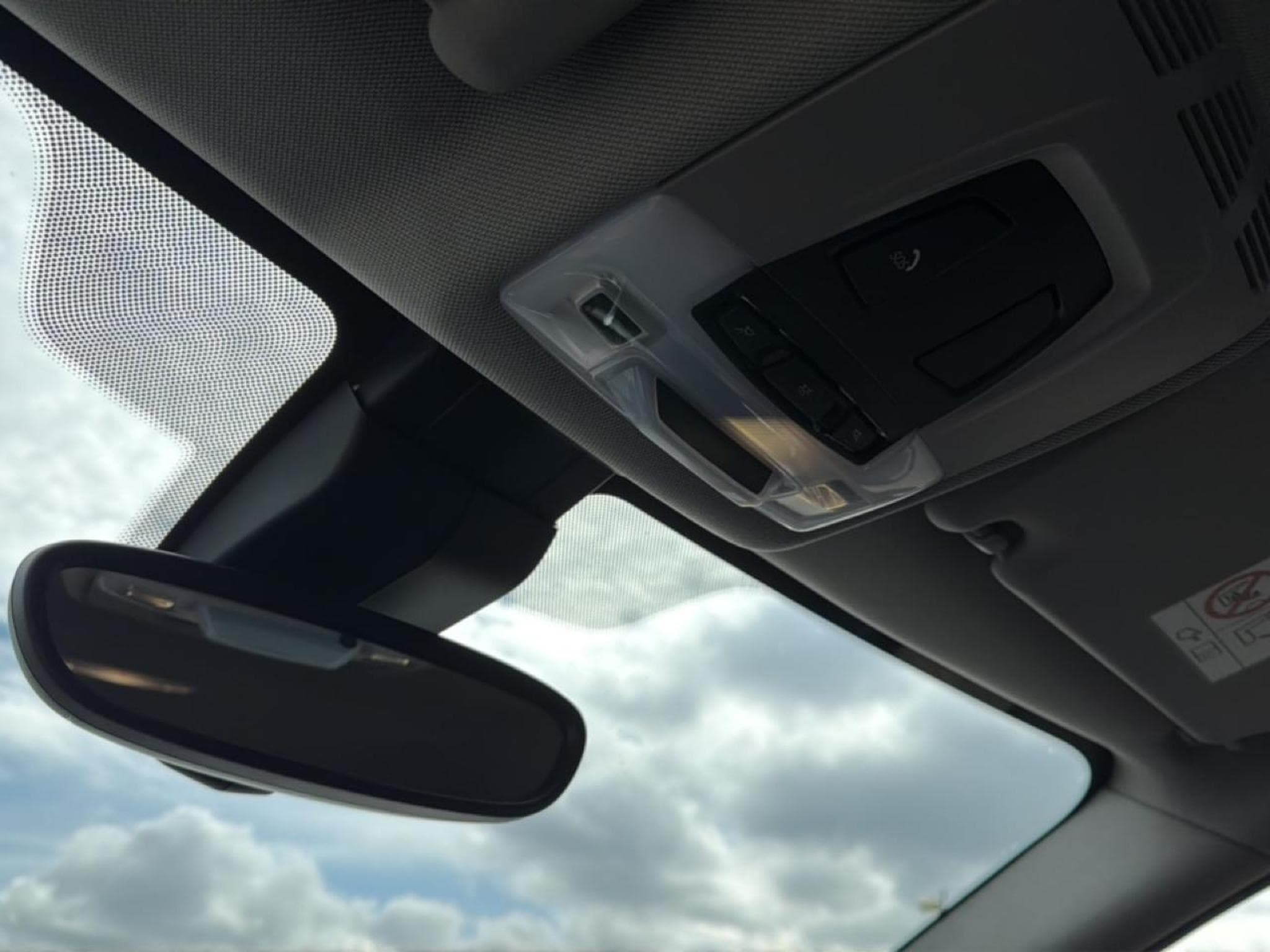 Bmw Série 2 (F45) 216D 116 SPORT (2017) - Photo 28