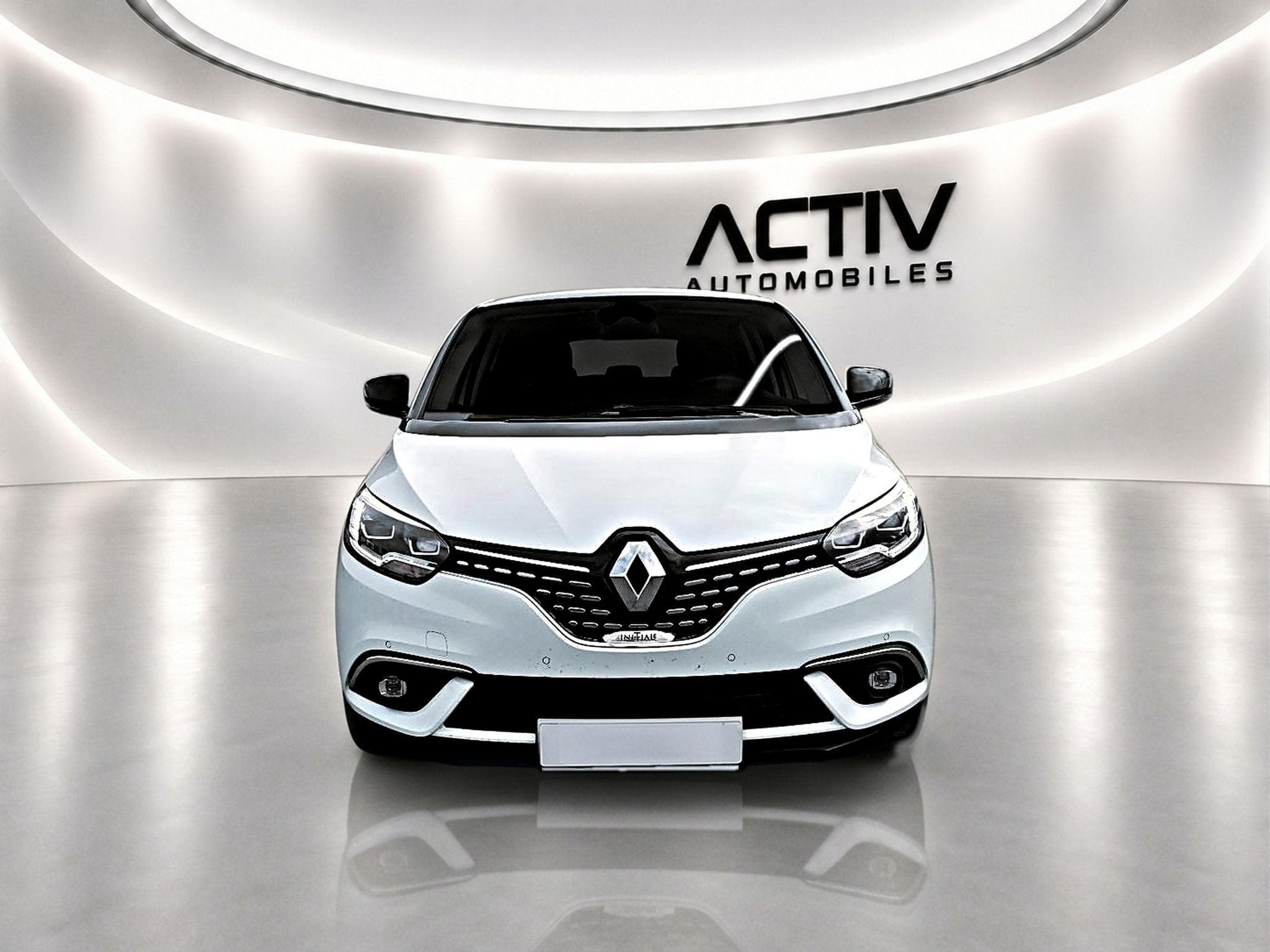 Renault Scenic 1.6 DCI 160 INITIALE PARIS EDC (2017) - Photo 2