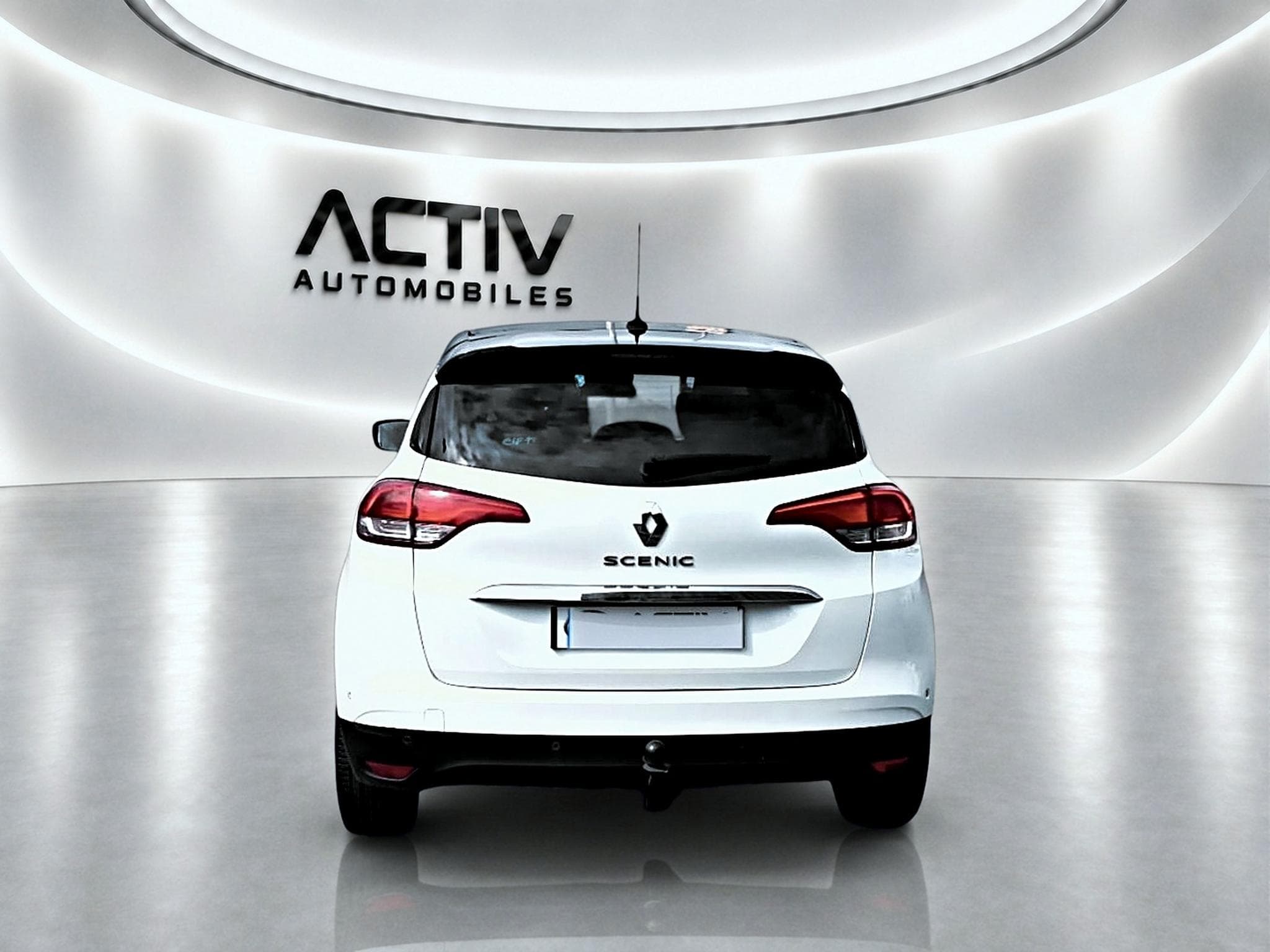Renault Scenic 1.6 DCI 160 INITIALE PARIS EDC (2017) - Photo 6