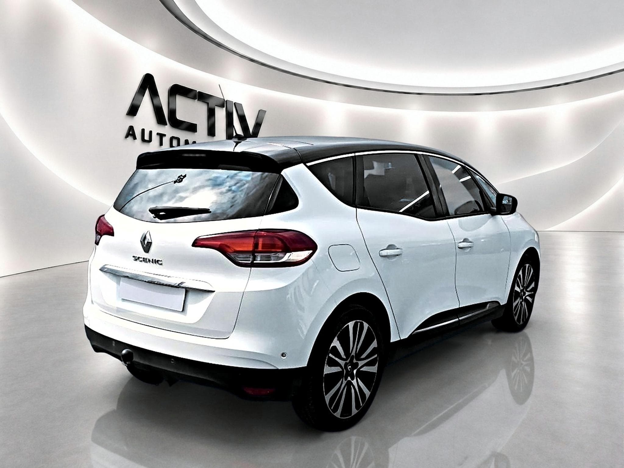 Renault Scenic 1.6 DCI 160 INITIALE PARIS EDC (2017) - Photo 7