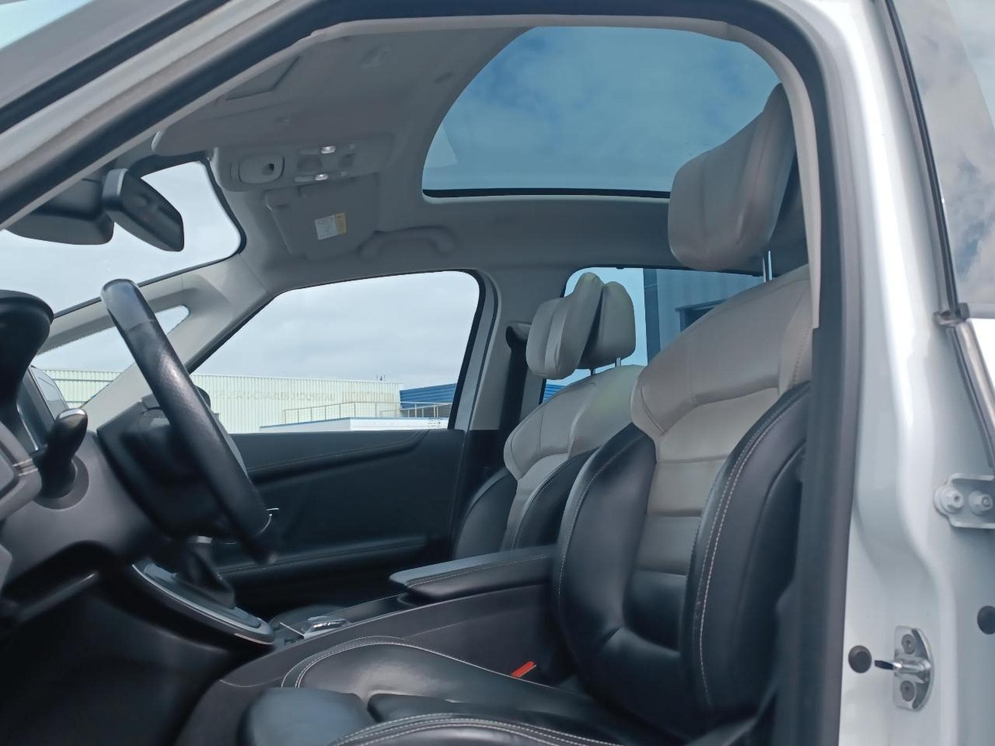 Renault Scenic 1.6 DCI 160 INITIALE PARIS EDC (2017) - Photo 11