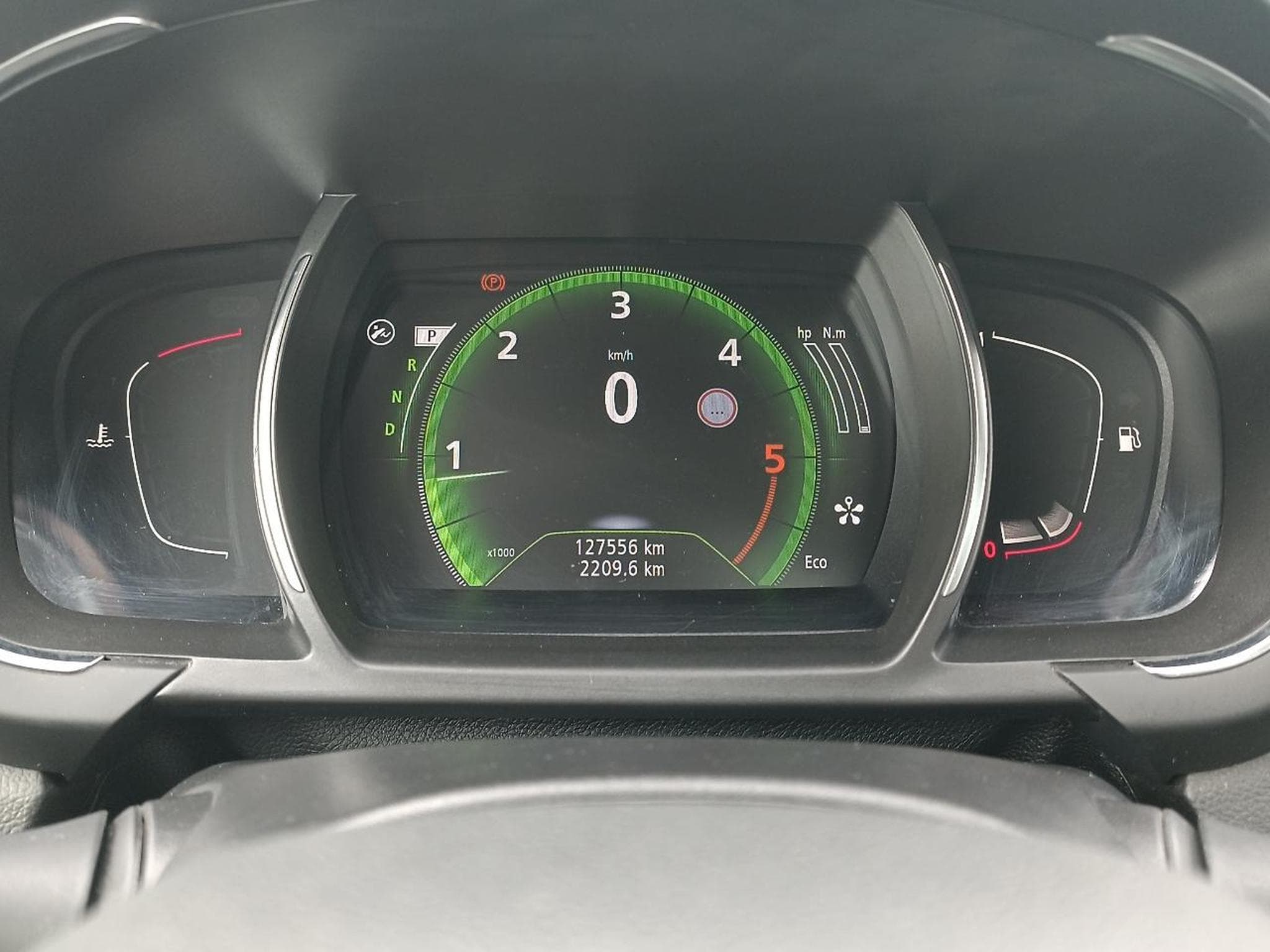 Renault Scenic 1.6 DCI 160 INITIALE PARIS EDC (2017) - Photo 18