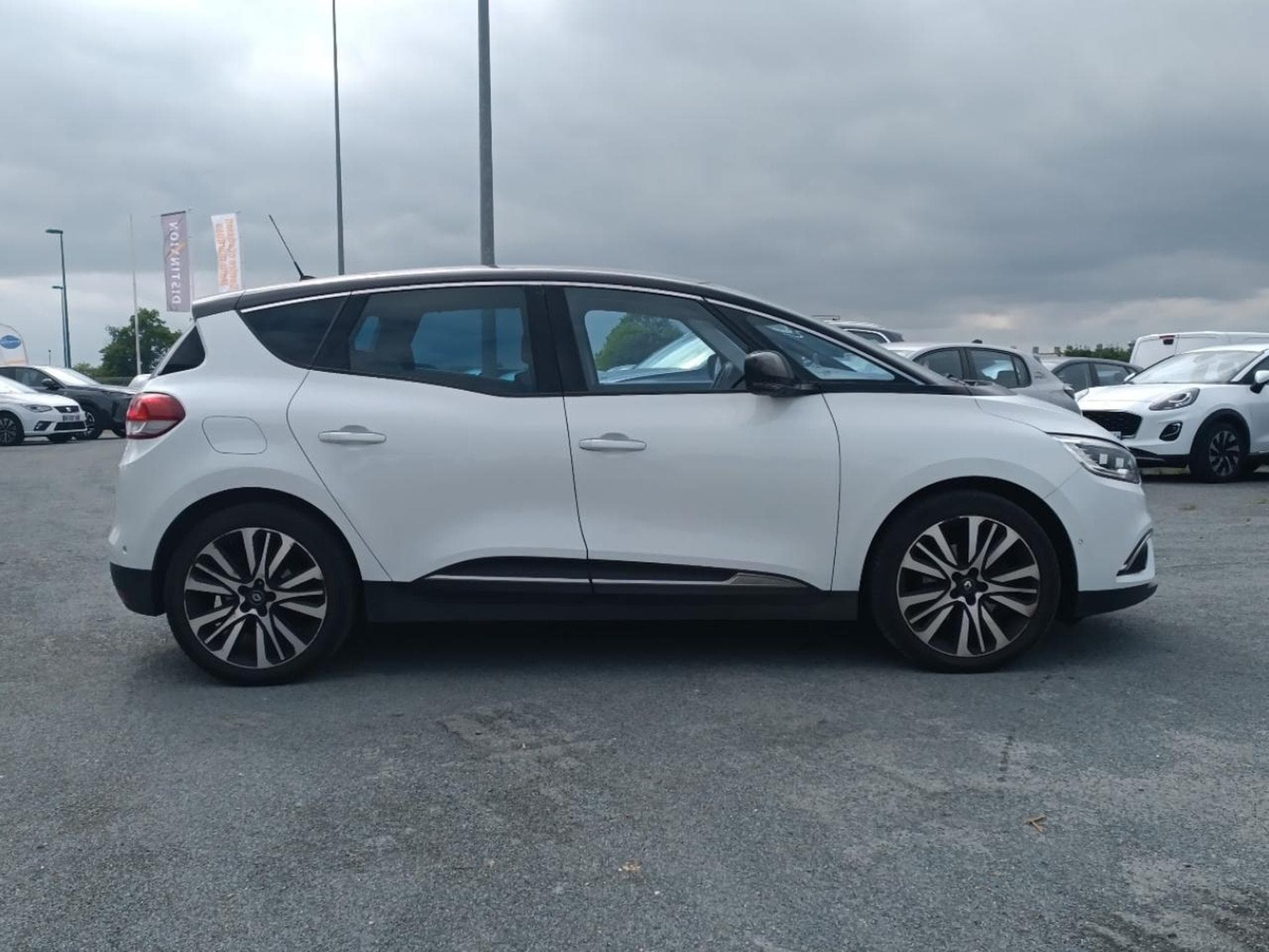 Renault Scenic 1.6 DCI 160 INITIALE PARIS EDC (2017) - Photo 29