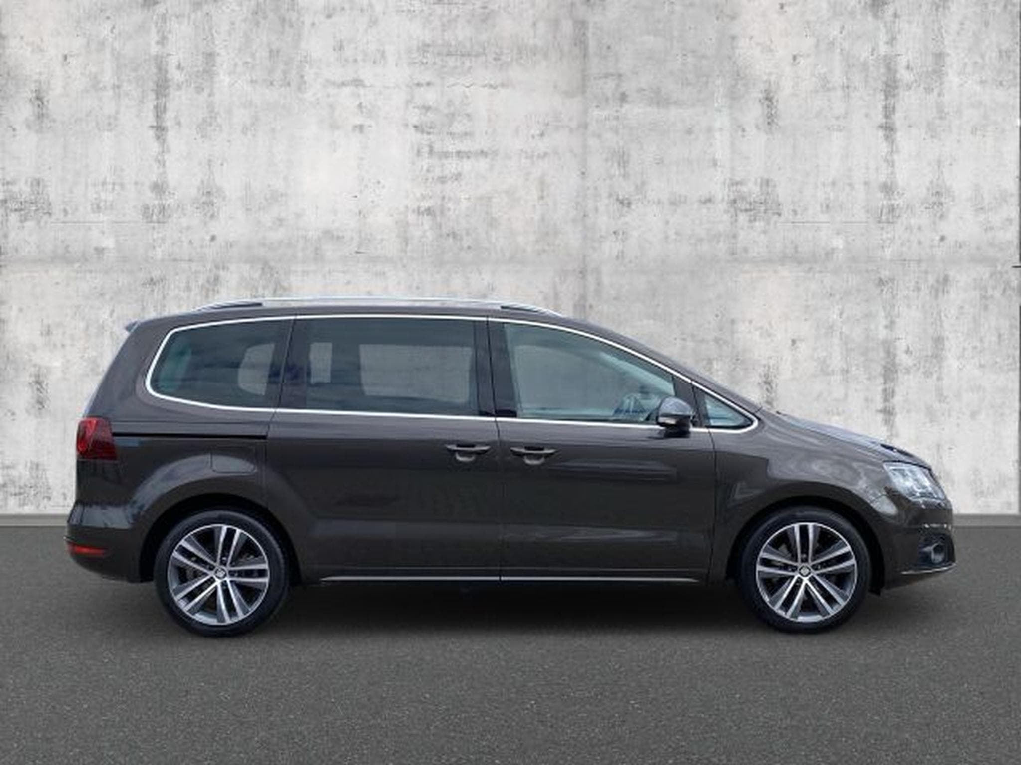 Seat Alhambra Alhambra 2.0 TDI FR-Line NAVI PANO AHK 7-Sitzer (2017) - Photo 6