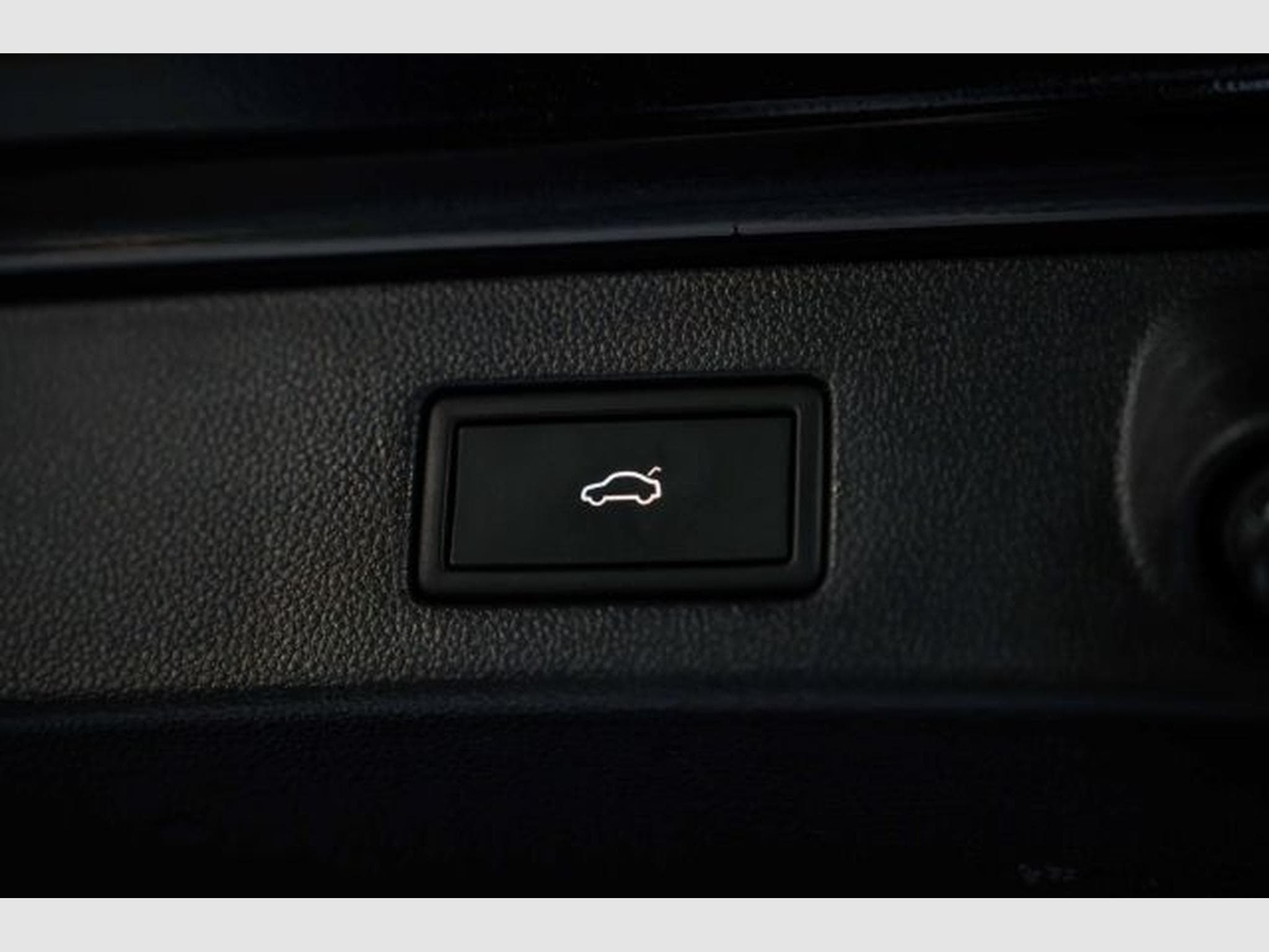 VW Arteon Arteon Shooting Brake 2.0 TDI DSG R-Line NAVI (2023) - Photo 15