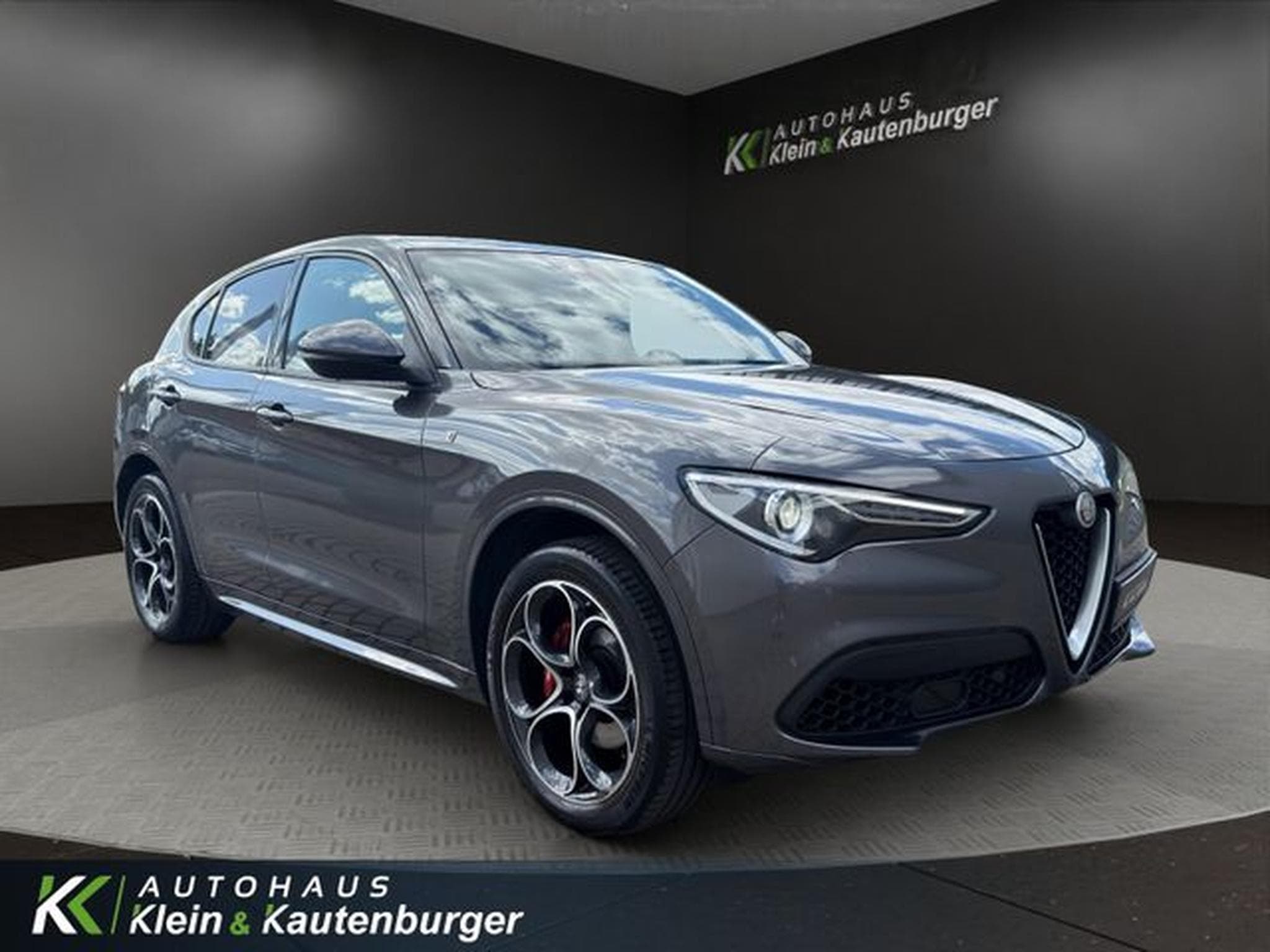 Alfa-Romeo Stelvio Stelvio 2.0 Turbo 16V Ti Q4+MEMORY+AHK+20°+XENON (2022) - Foto 3