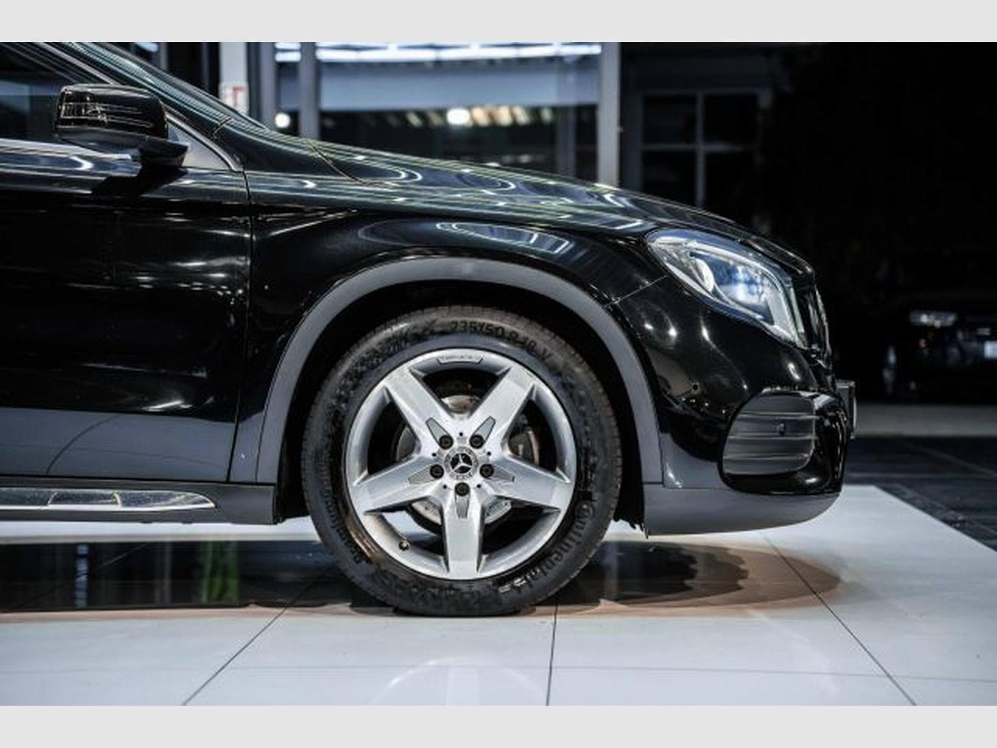 Mercedes GLA 200 GLA 200 AMG-Line 7G-DCT NAVI LED SHZ GARANTIE (2019) - Photo 9