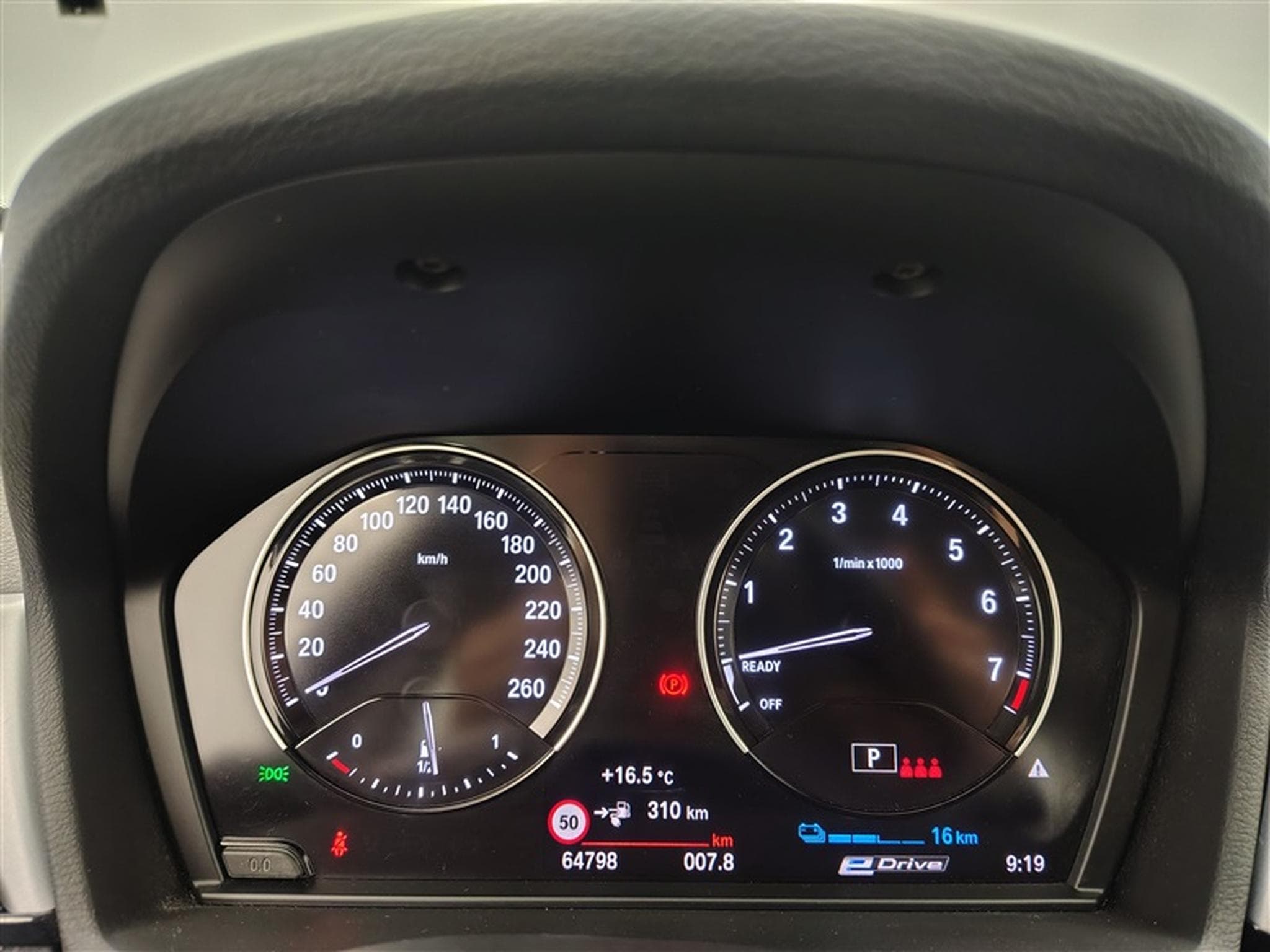 BMW X1 PHEV 1.5iA xDrive25e Navi / Led / PDC av+ar (2022) - Foto 9