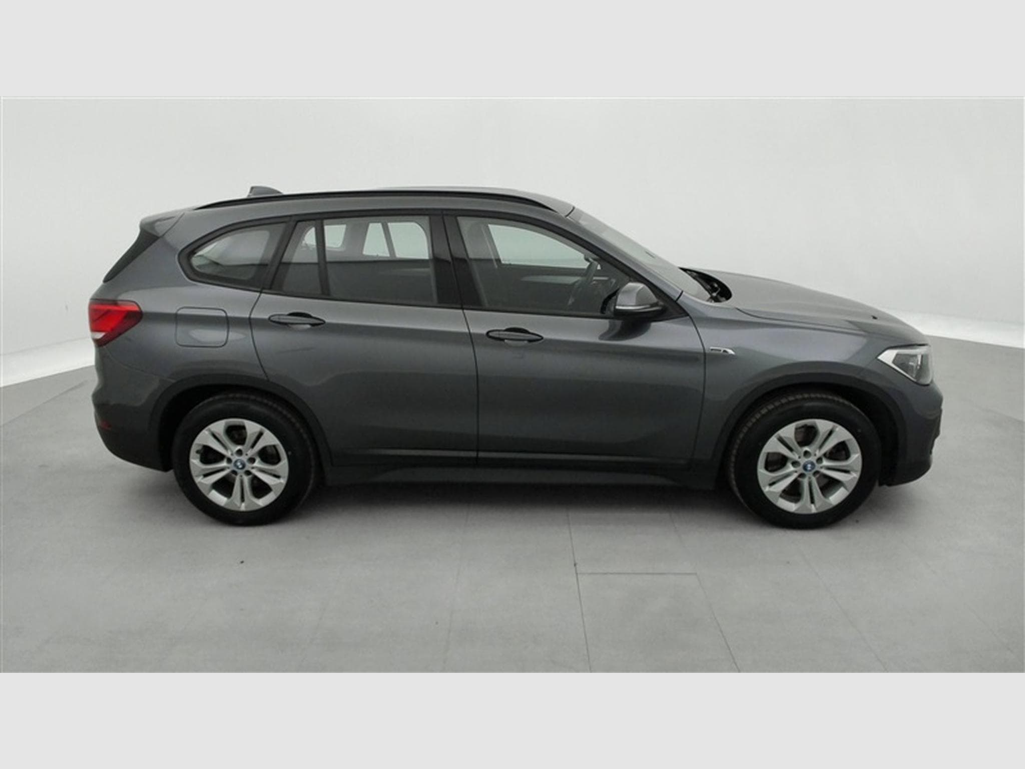 BMW X1 PHEV 1.5iA xDrive25e Navi / Led / PDC av+ar (2022) - Foto 23
