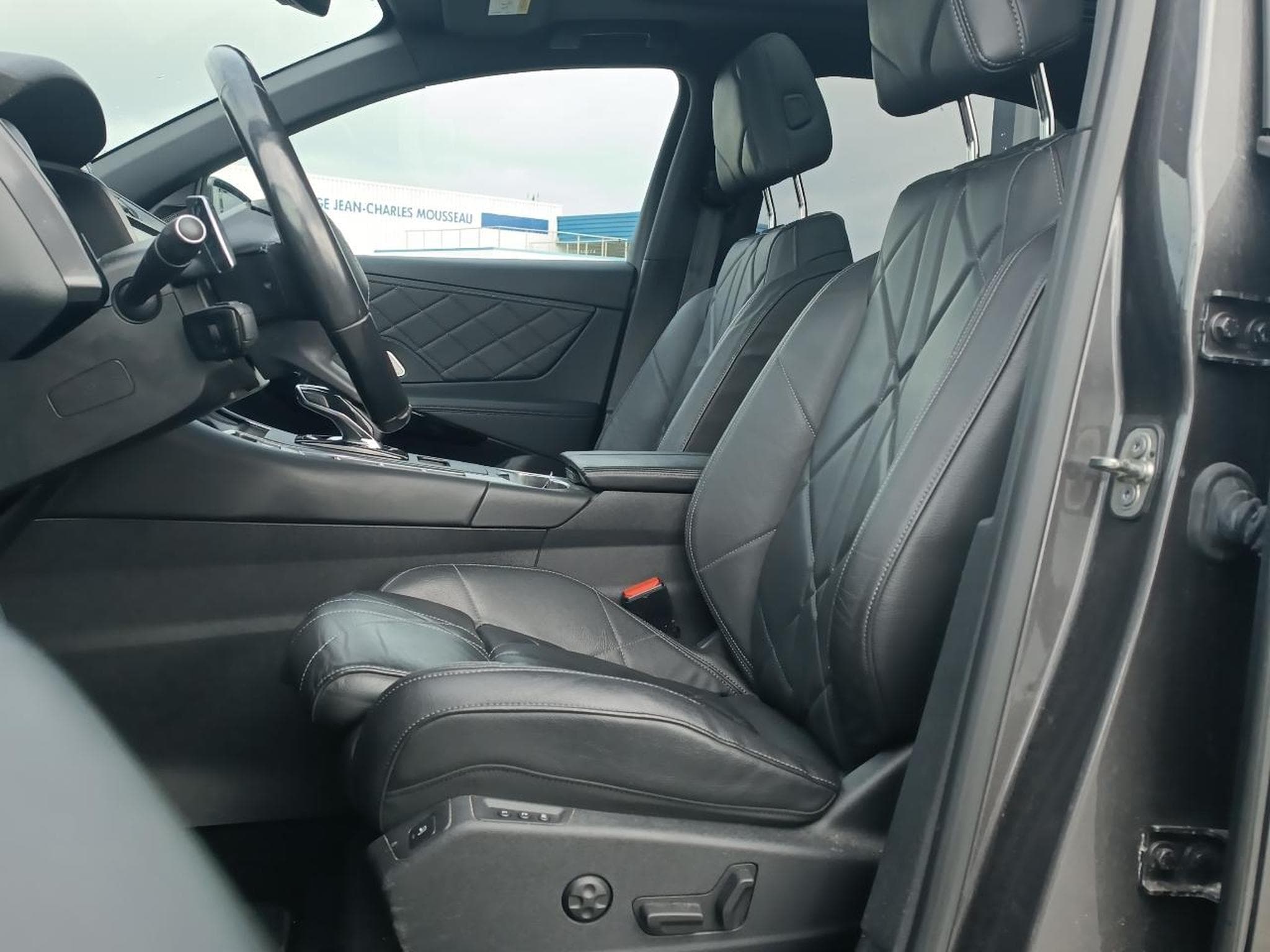 DS Automobiles DS7 E-TENSE 4X4 300 RIVOLI (2022) - Photo 15