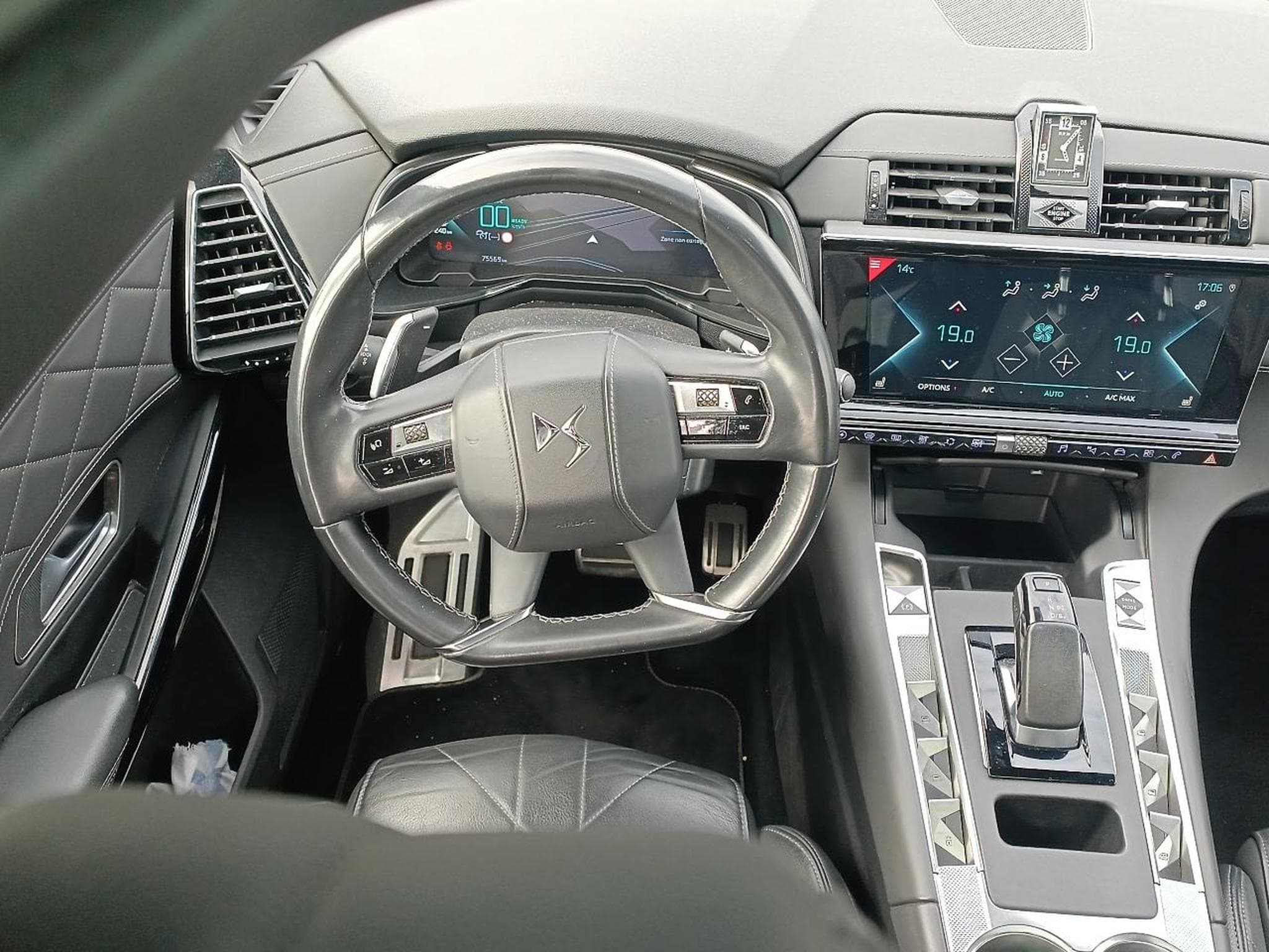 DS Automobiles DS7 E-TENSE 4X4 300 RIVOLI (2022) - Photo 13