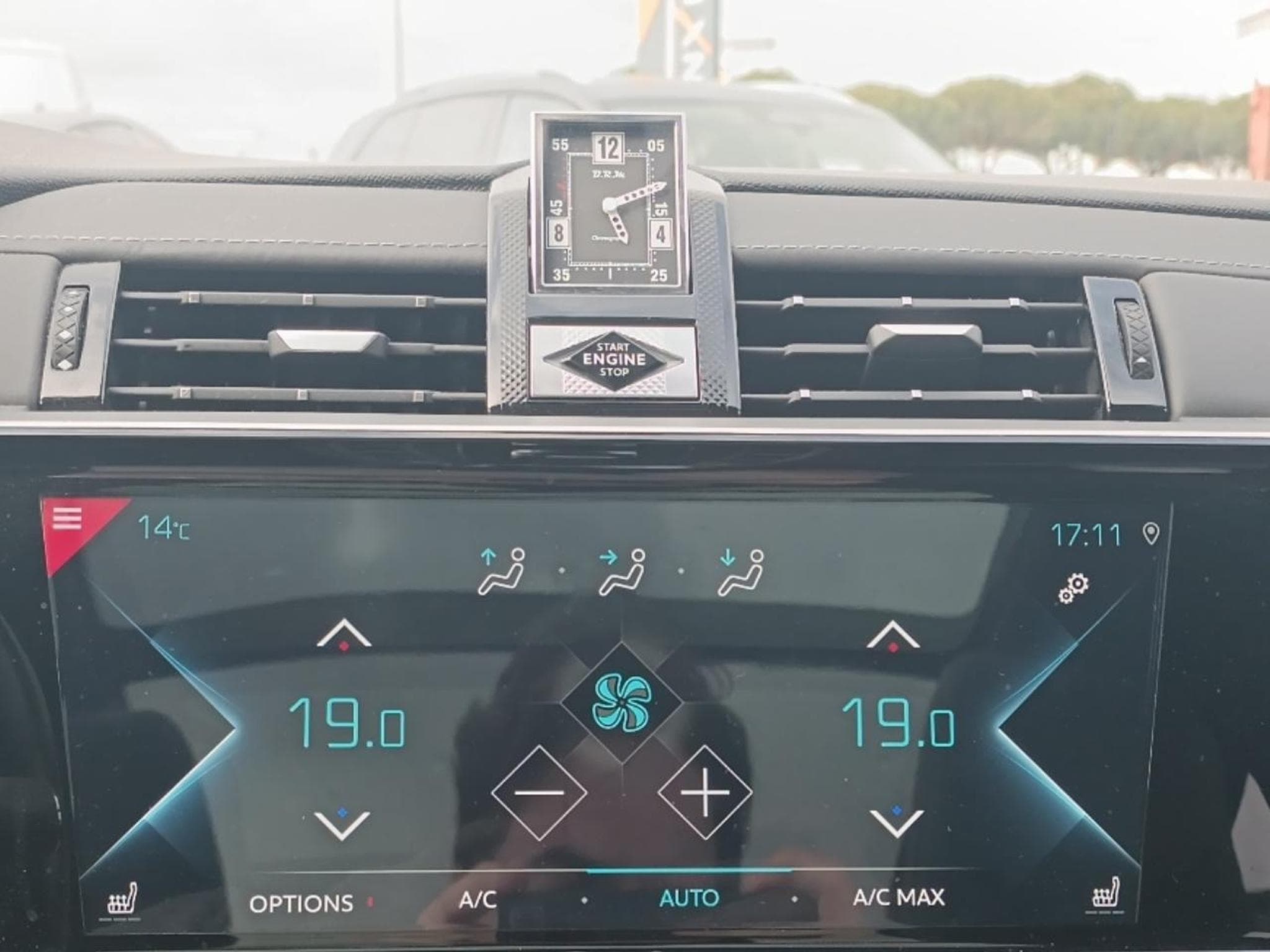 DS Automobiles DS7 E-TENSE 4X4 300 RIVOLI (2022) - Photo 24
