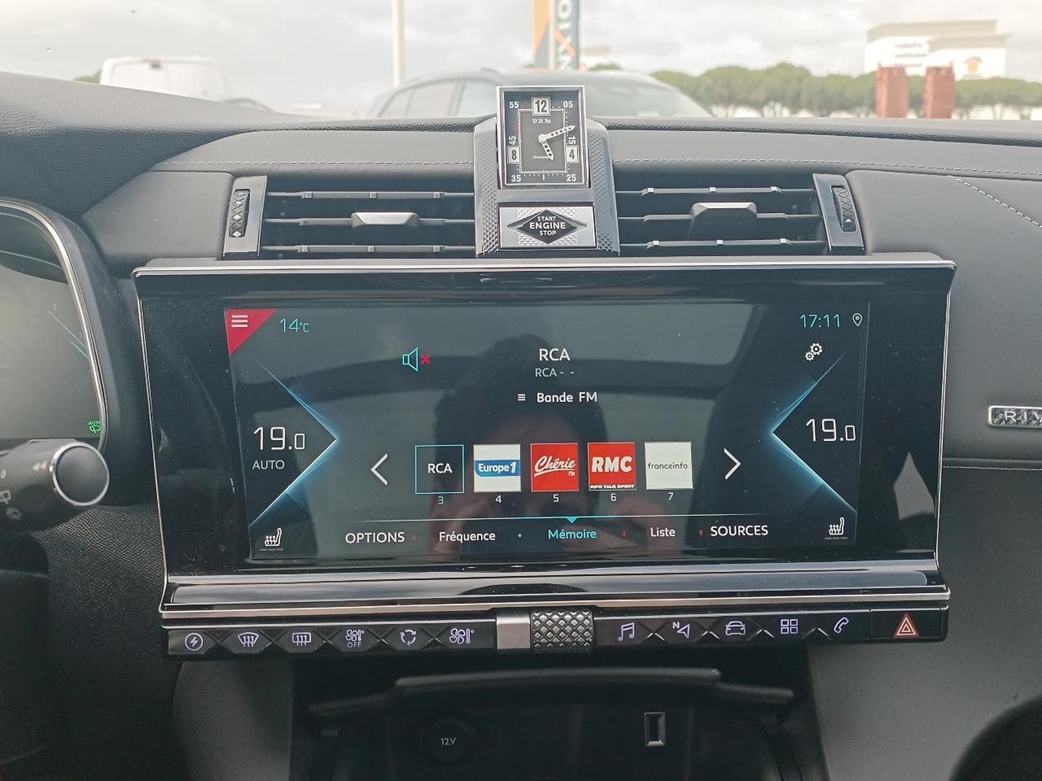 DS Automobiles DS7 E-TENSE 4X4 300 RIVOLI (2022) - Photo 25