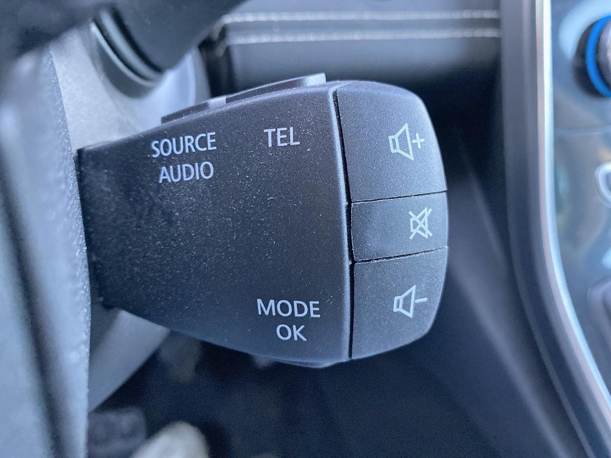 Renault Grand Scenic 1.7 BLUE DCI 120 INTENS 7PL (2019) - Photo 29