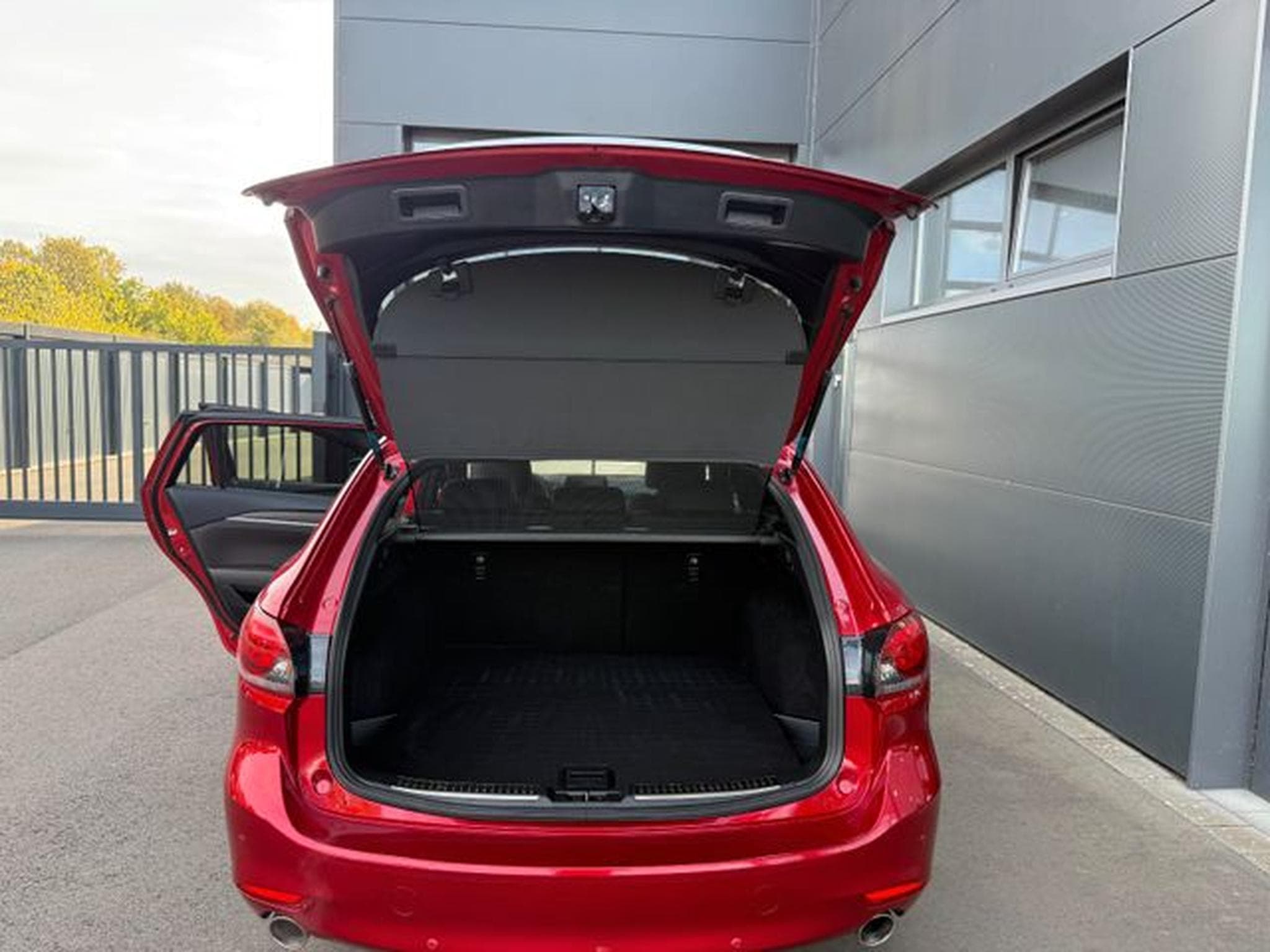 Mazda 6 6 Sports-Line Vollleder AHK Bose 19" LED HUD (2022) - Foto 13