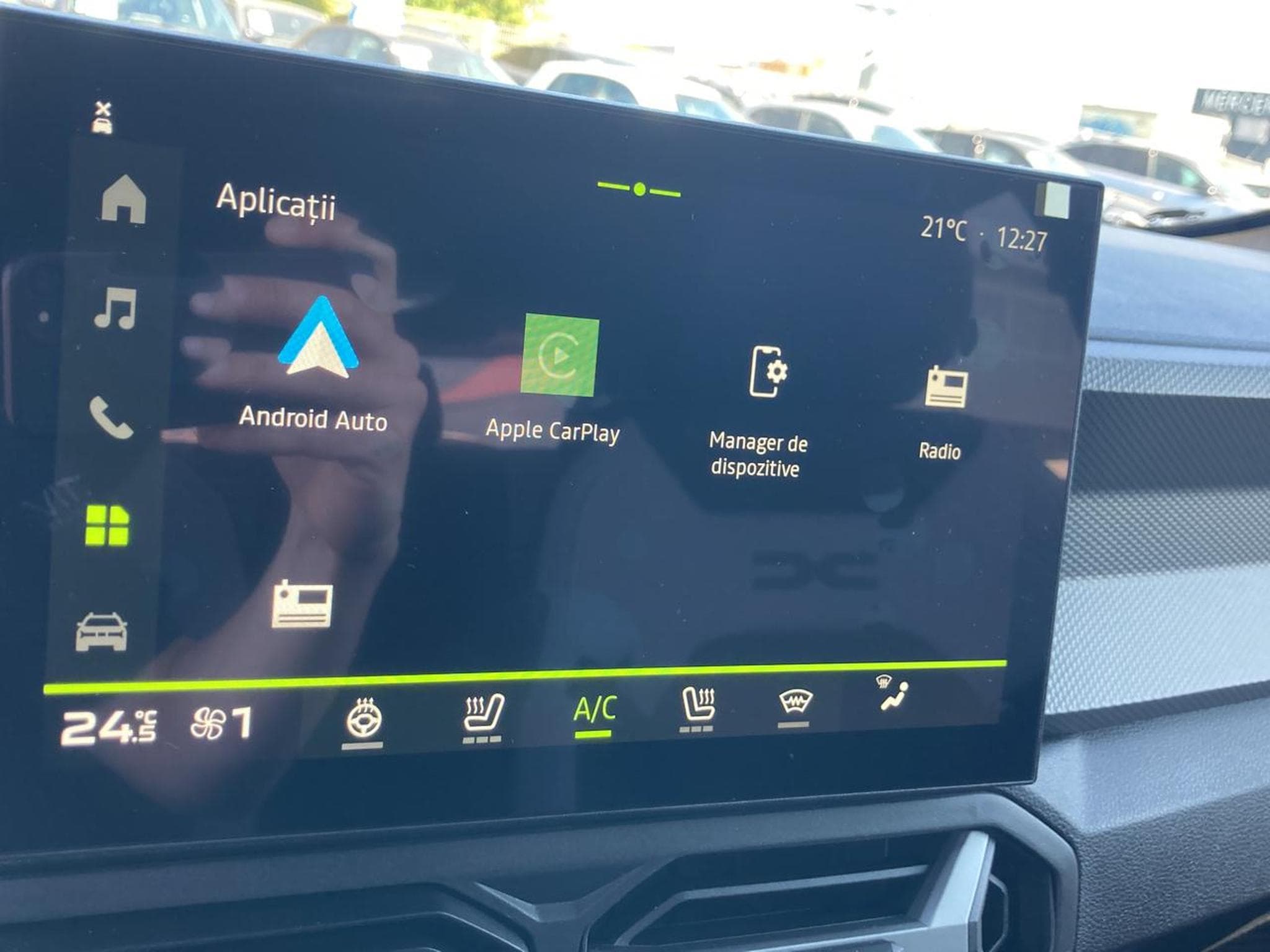 Dacia DUSTER 1.2 MILD HYBRID 140 JOURNEY (2026) - Photo 23