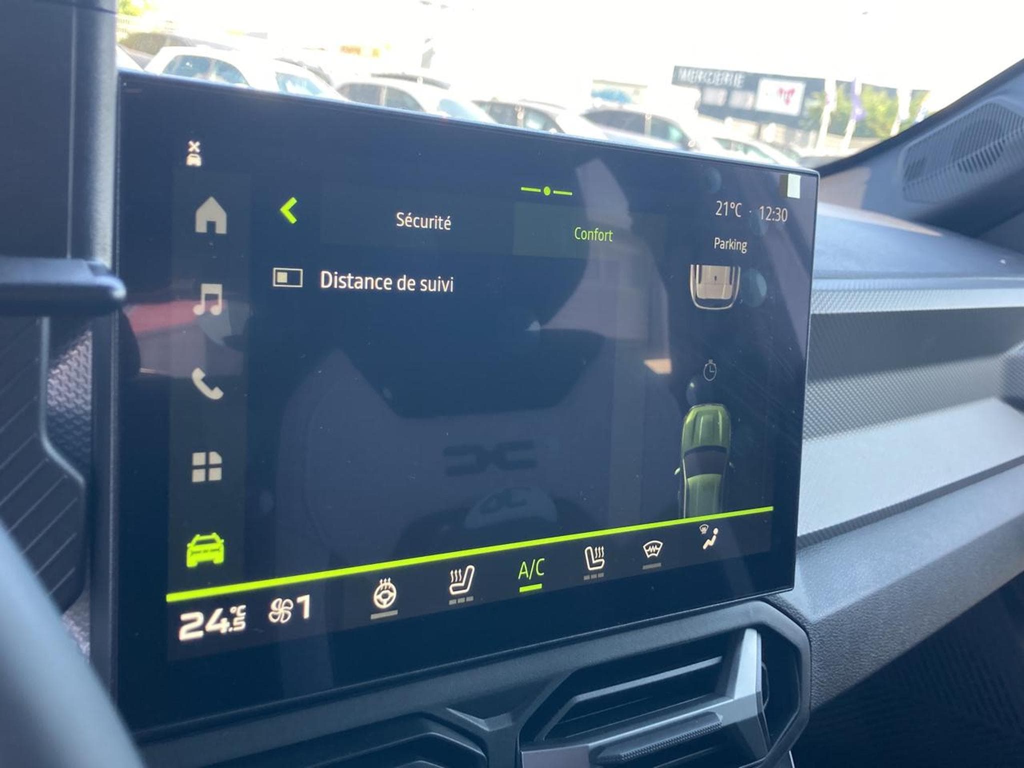 Dacia DUSTER 1.2 MILD HYBRID 140 JOURNEY (2026) - Photo 26