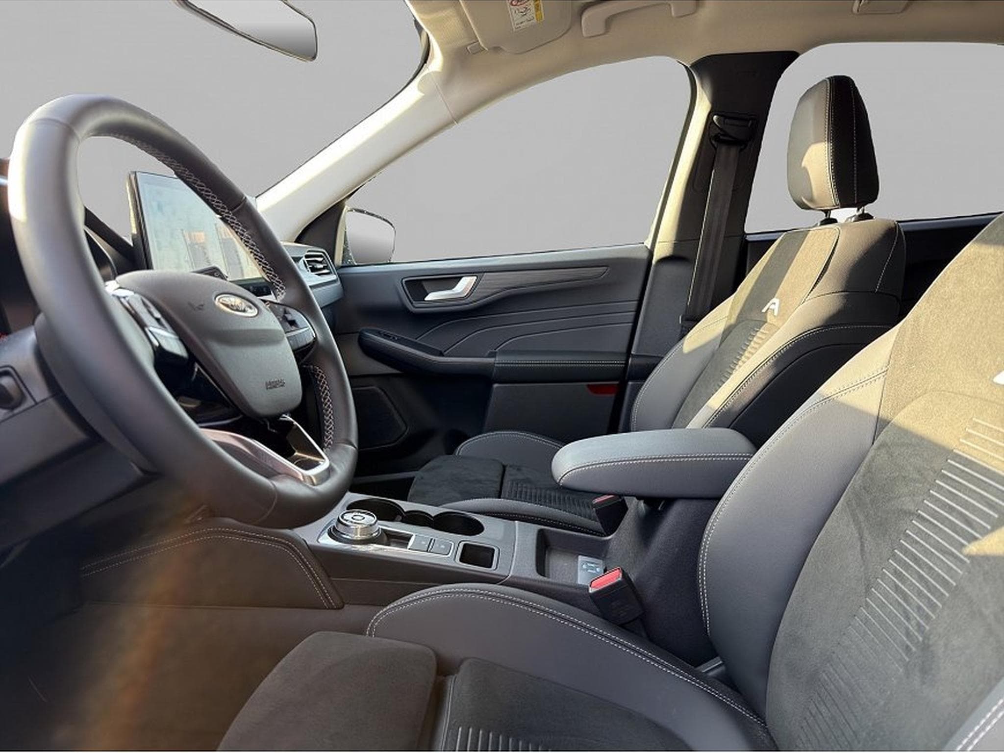 Ford Kuga (2025) - Photo 7