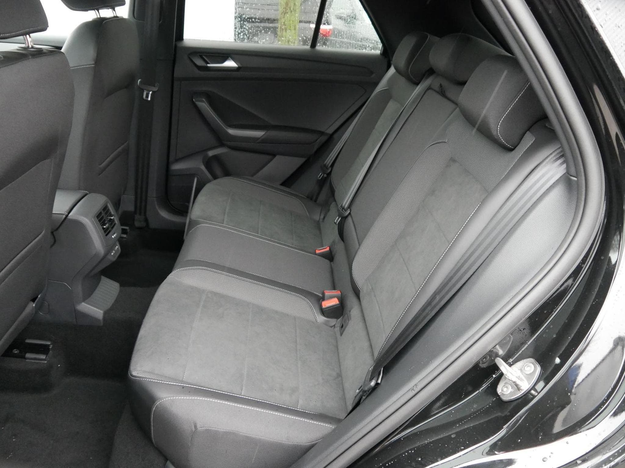 VW T-Roc Style (2025) - Photo 8