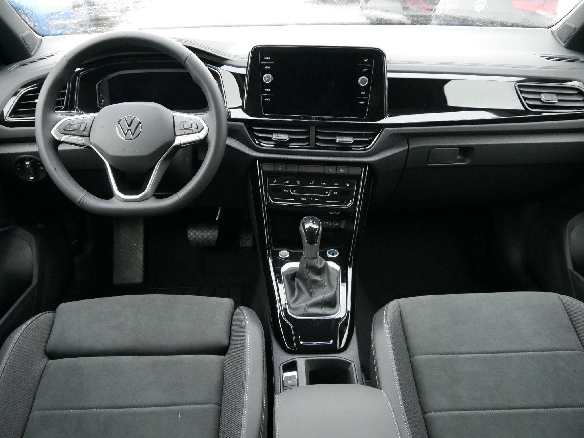 VW T-Roc Style (2025) - Photo 14