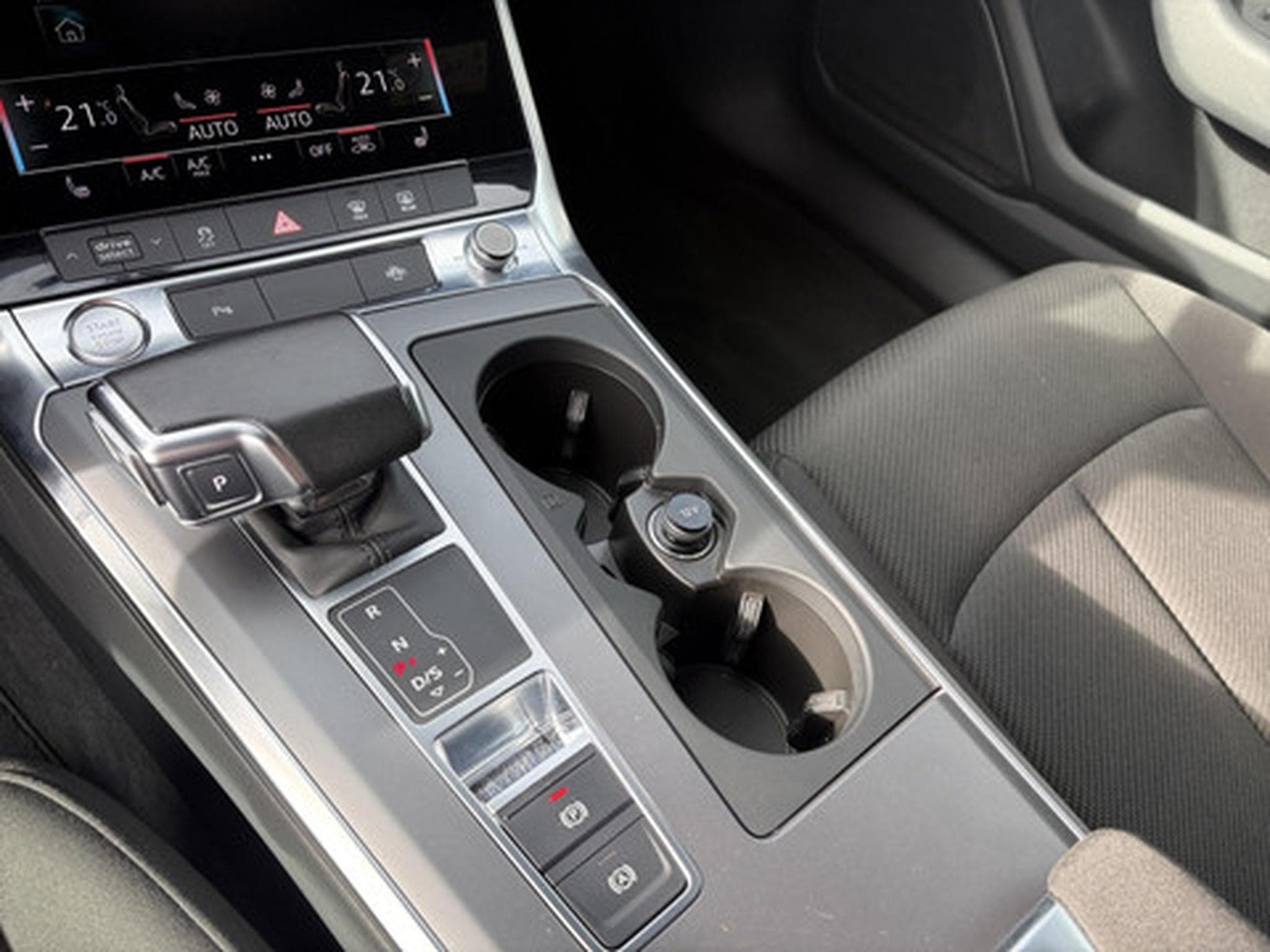 Audi A6 Avant 2.0 TDI S-LINE 150kW (2021) - Photo 9