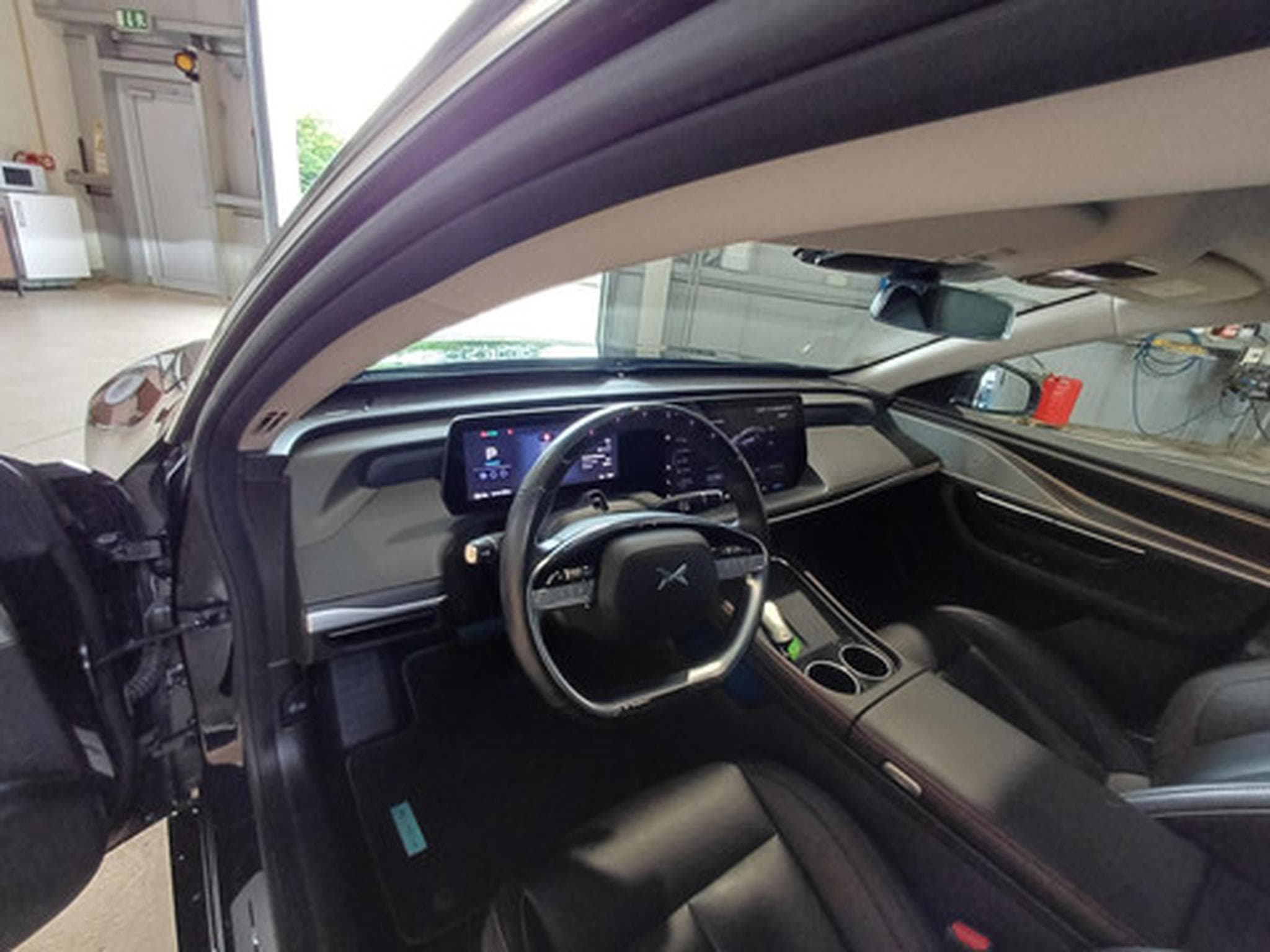 Xpeng P7 BEV 86KWH Long Range RWD (2025) - Foto 10