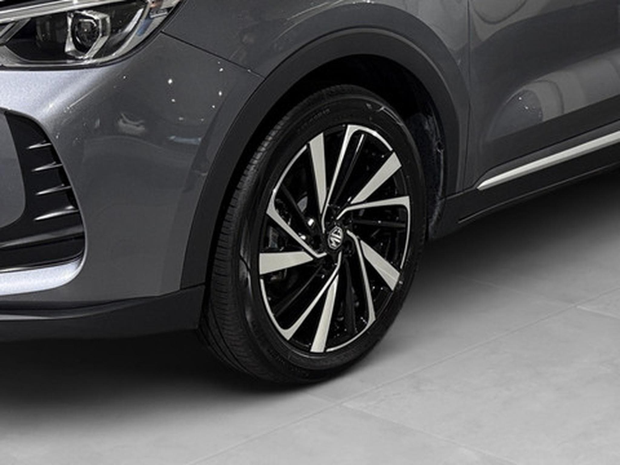 MG ZS 1.5 Hybrid+ Luxury (2025) - Photo 20