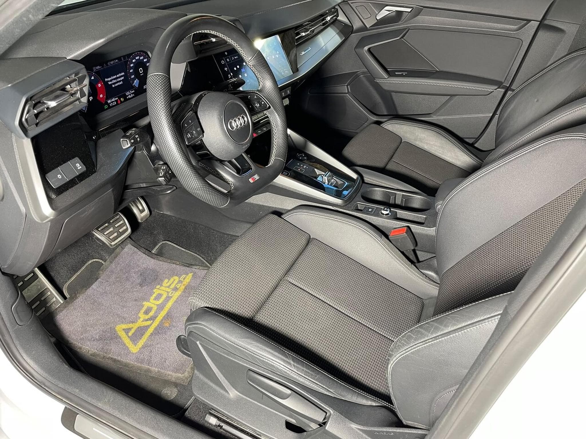 Audi A3 SPORTBACK 35 TDI 150 S-TRONIC S-LINE GPS (2022) - Photo 8
