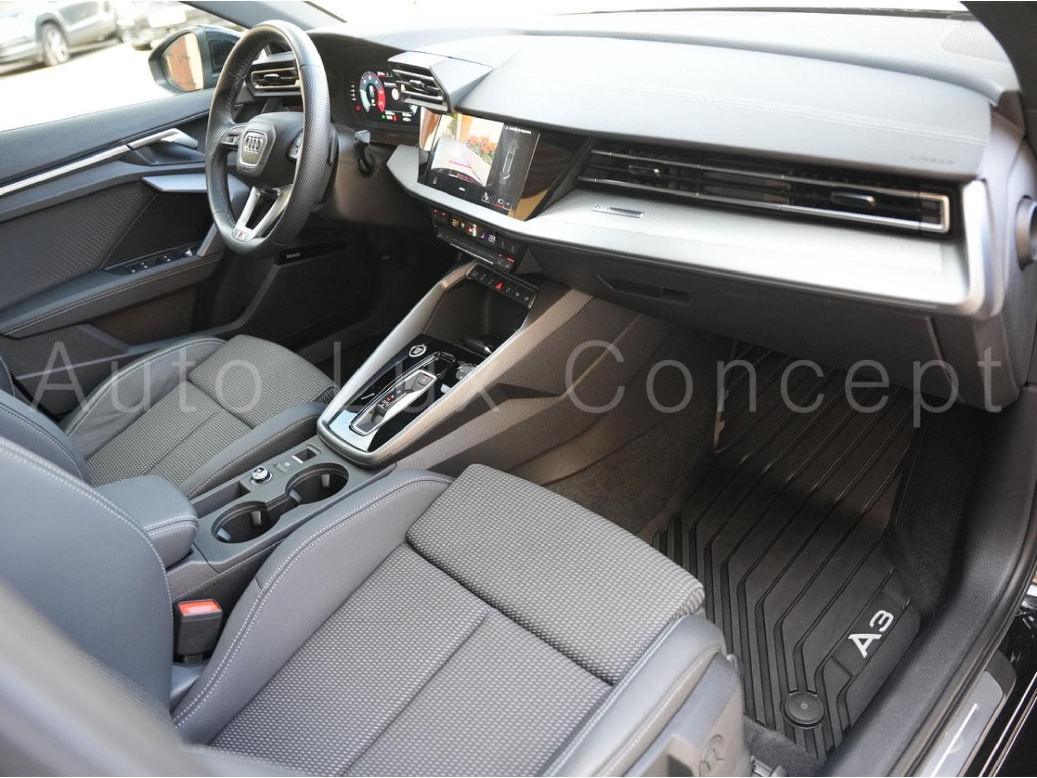 Audi A3 Sportback 35 TDI S line S tronic (2024) - Photo 6