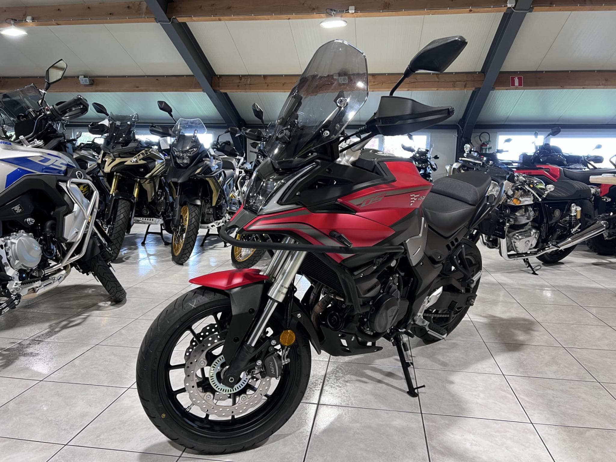 Voge 500ds (2023) - Photo 2