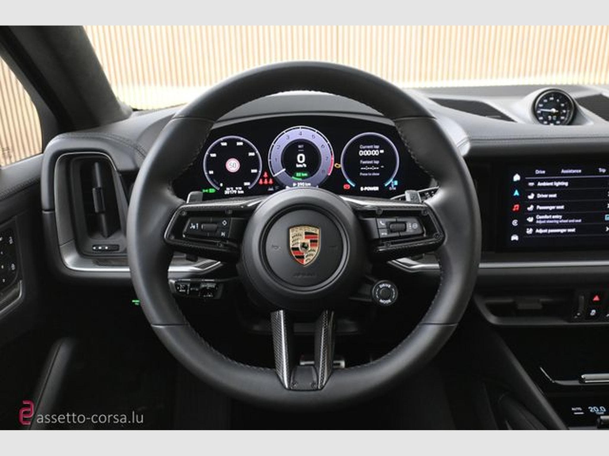 Porsche Cayenne Cayenne Turbo E-Hybrid Coupe*InnoDr*PCCB*PDCC (2024) - Photo 12