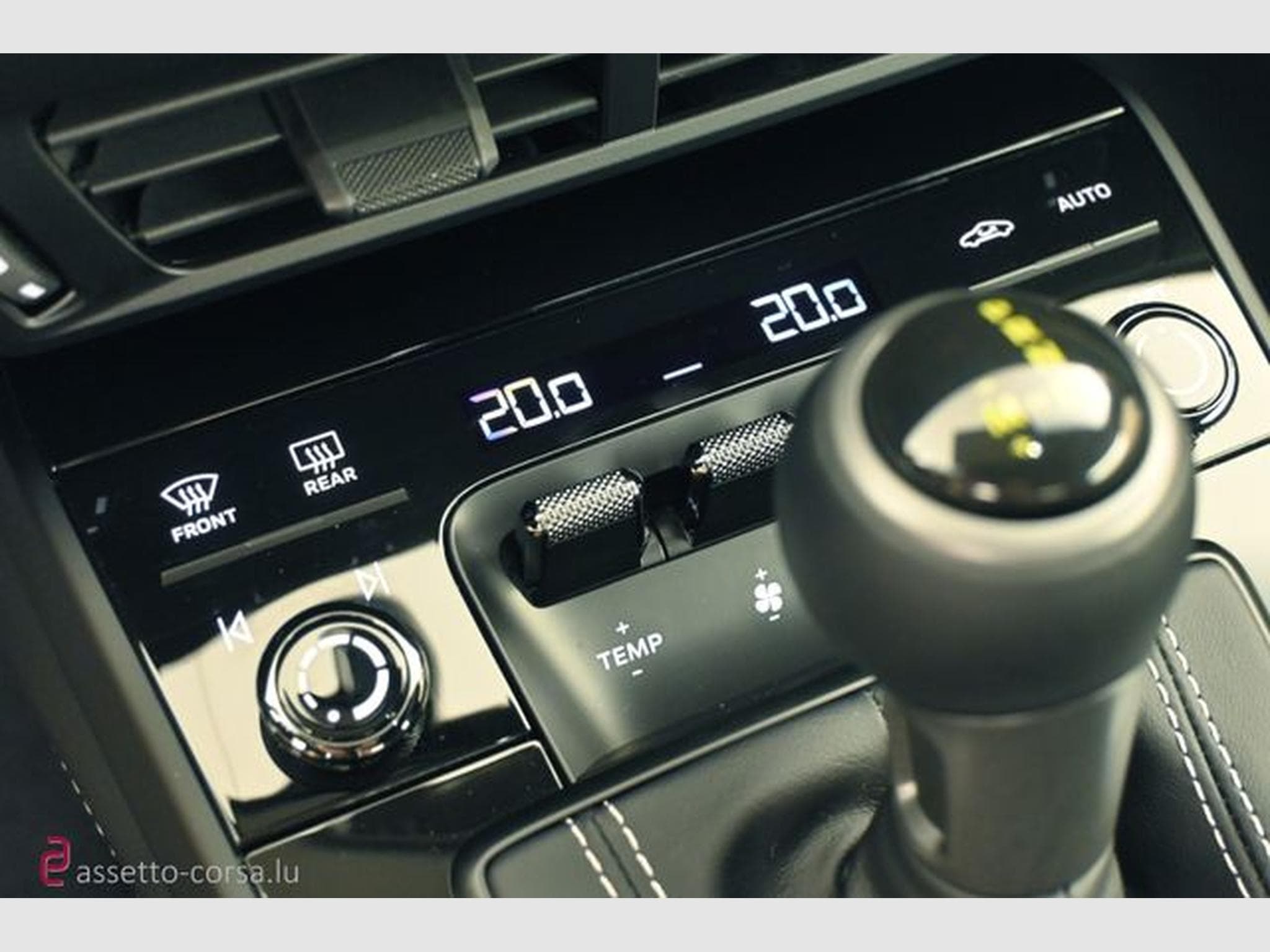 Porsche 911 911 (992.2) GT3 Touring*Lift*Carbon*Matrix*90L (2025) - Photo 18