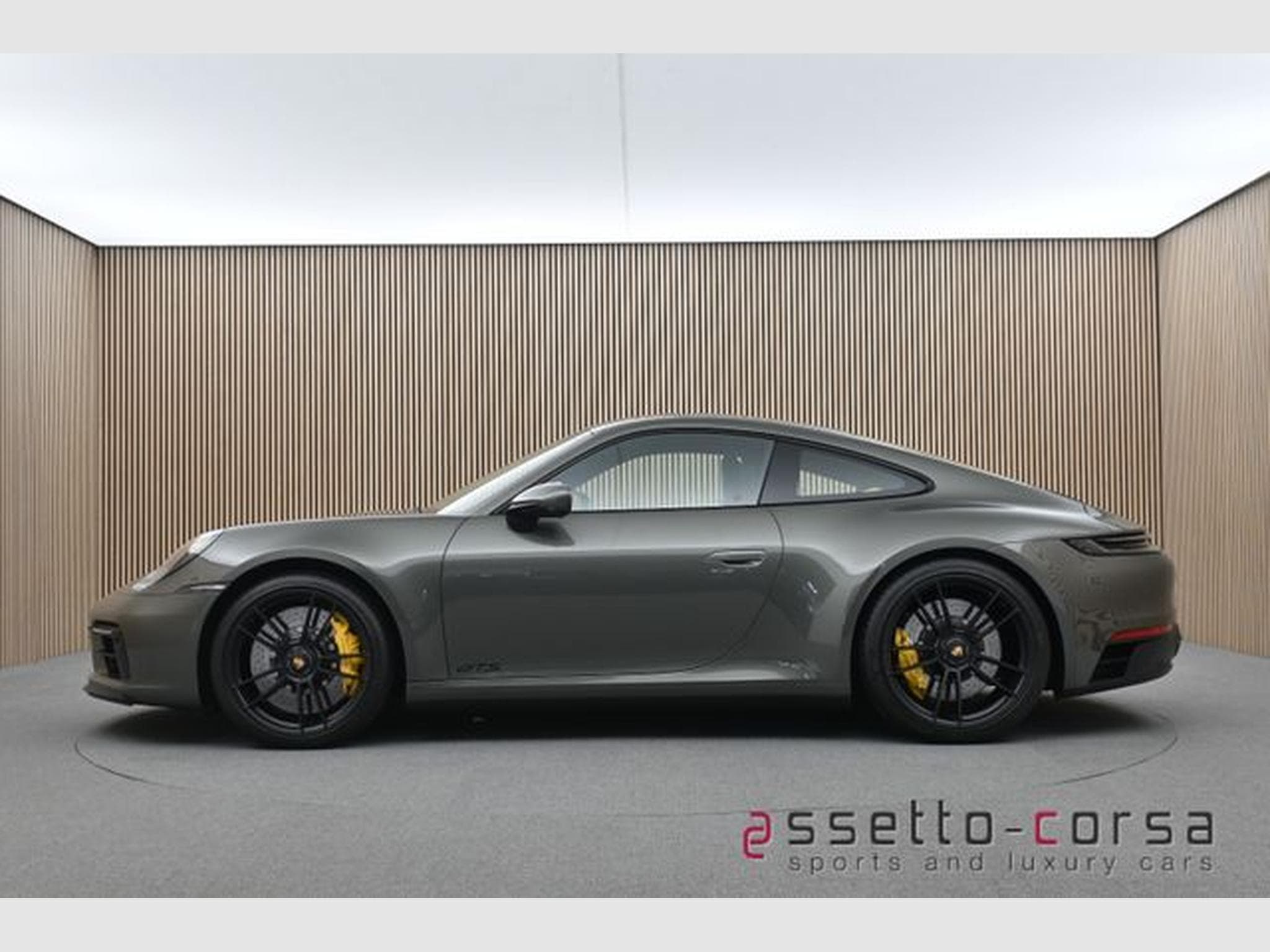 Porsche 911 992911 (992.1) Carrera 4 GTS*Lift*PCCB*H-A Lenk. (2022) - Photo 1