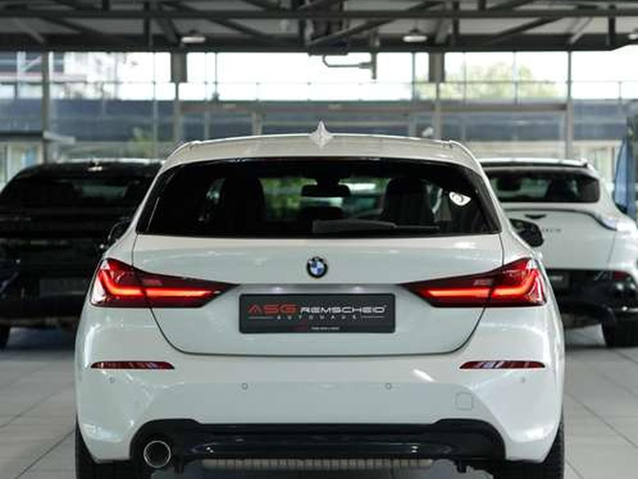 BMW 118 I Sport Line *2.Hand *LiveCockpit*Sportsitze (2021) - Photo 9