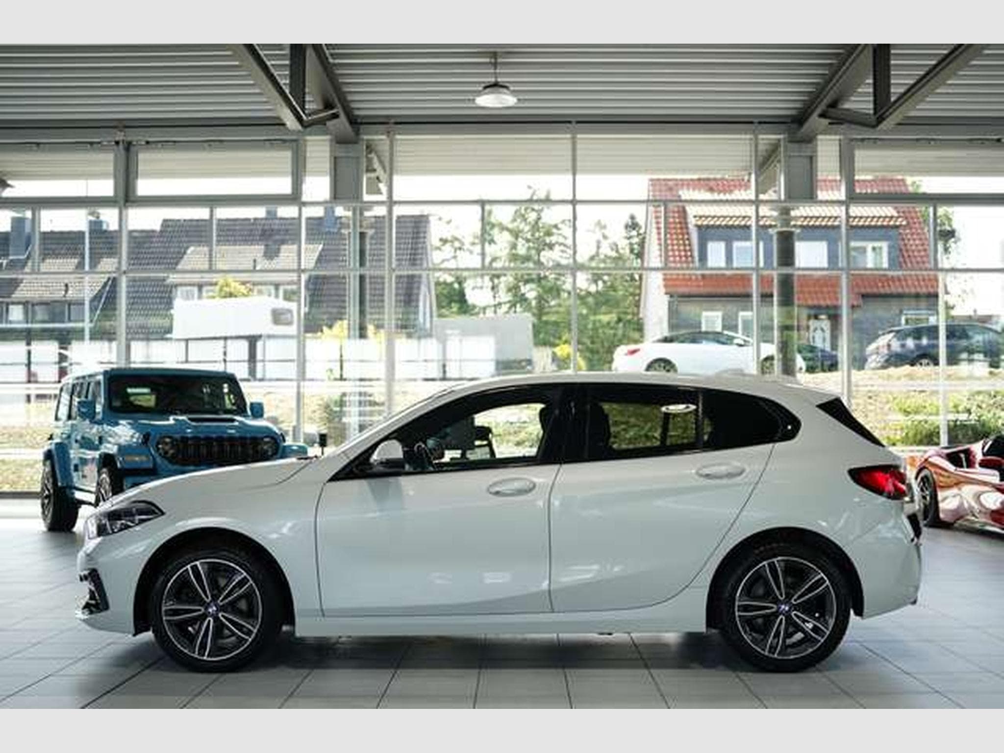 BMW 118 I Sport Line *2.Hand *LiveCockpit*Sportsitze (2021) - Photo 11