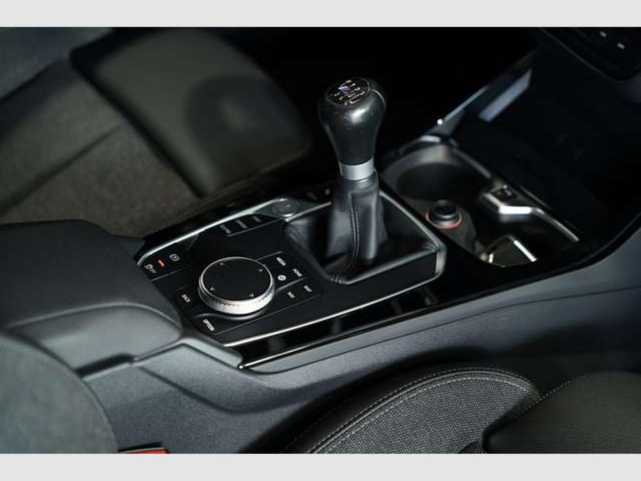 BMW 118 I Sport Line *2.Hand *LiveCockpit*Sportsitze (2021) - Photo 17