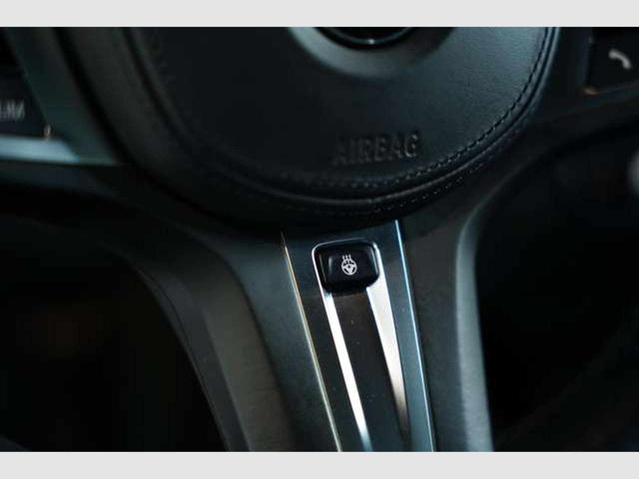 BMW 118 I Sport Line *2.Hand *LiveCockpit*Sportsitze (2021) - Photo 29