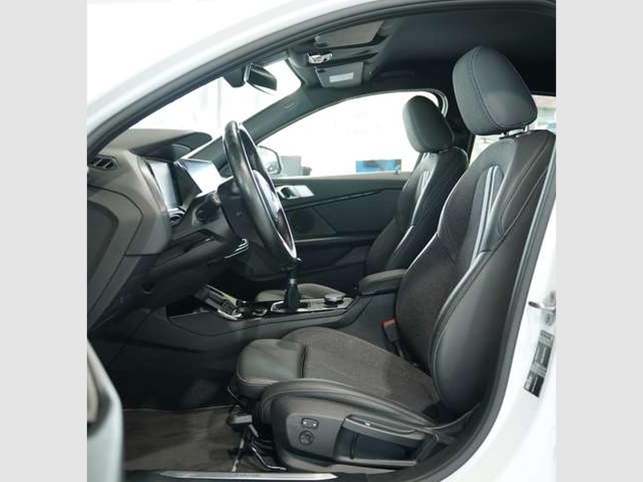 BMW 118 I Sport Line *2.Hand *LiveCockpit*Sportsitze (2021) - Photo 22