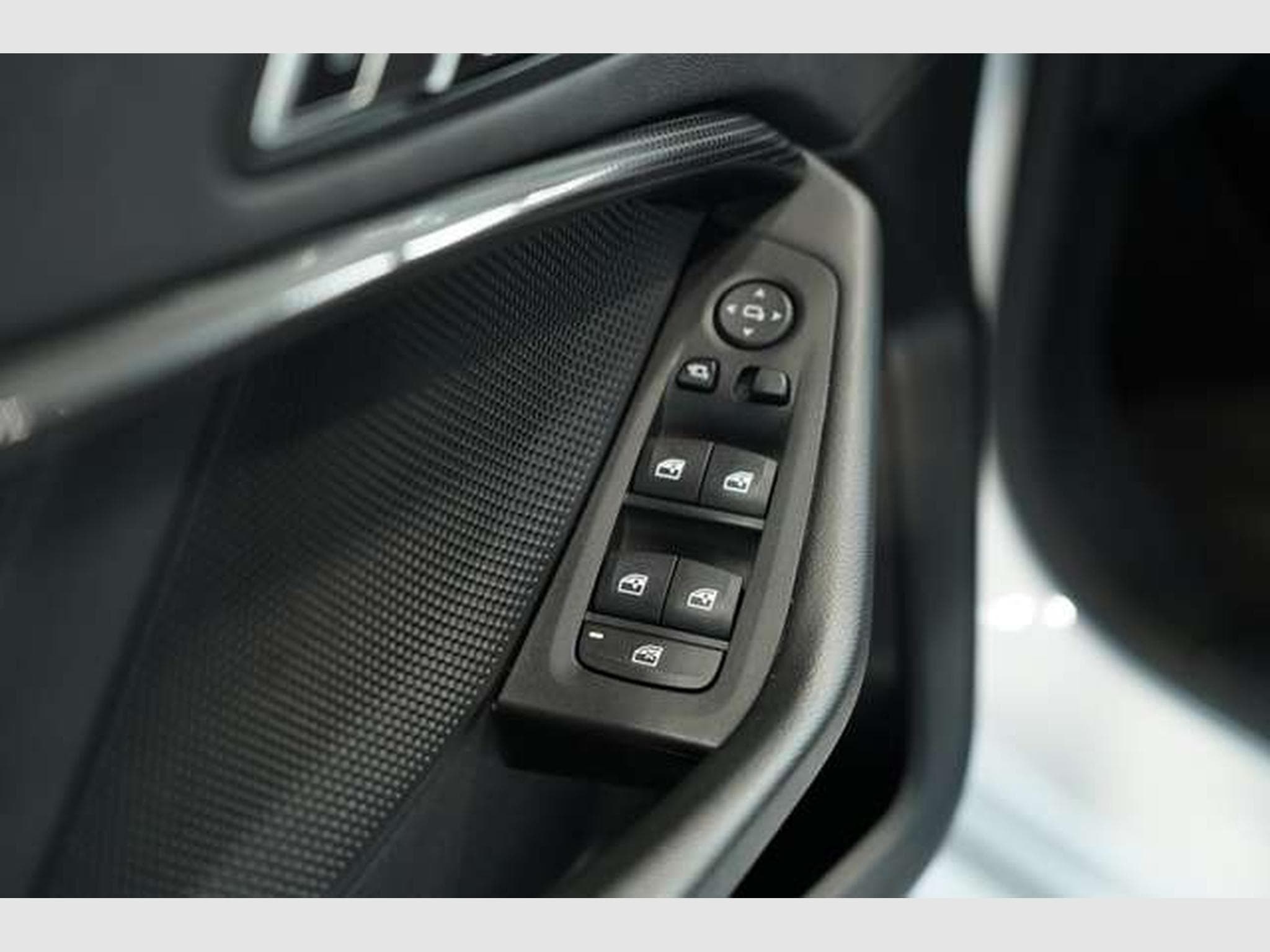 BMW 118 I Sport Line *2.Hand *LiveCockpit*Sportsitze (2021) - Photo 23