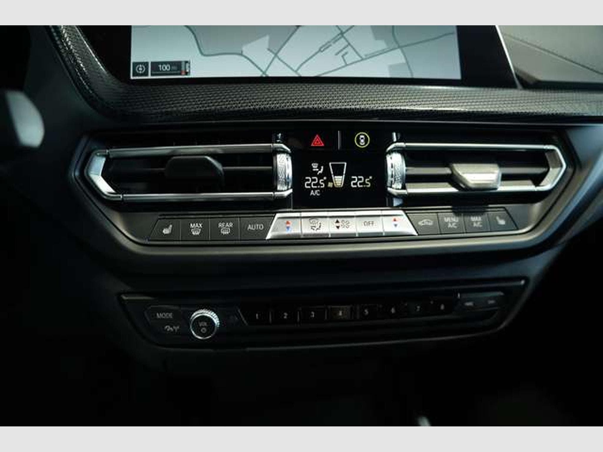 BMW 118 I Sport Line *2.Hand *LiveCockpit*Sportsitze (2021) - Photo 31