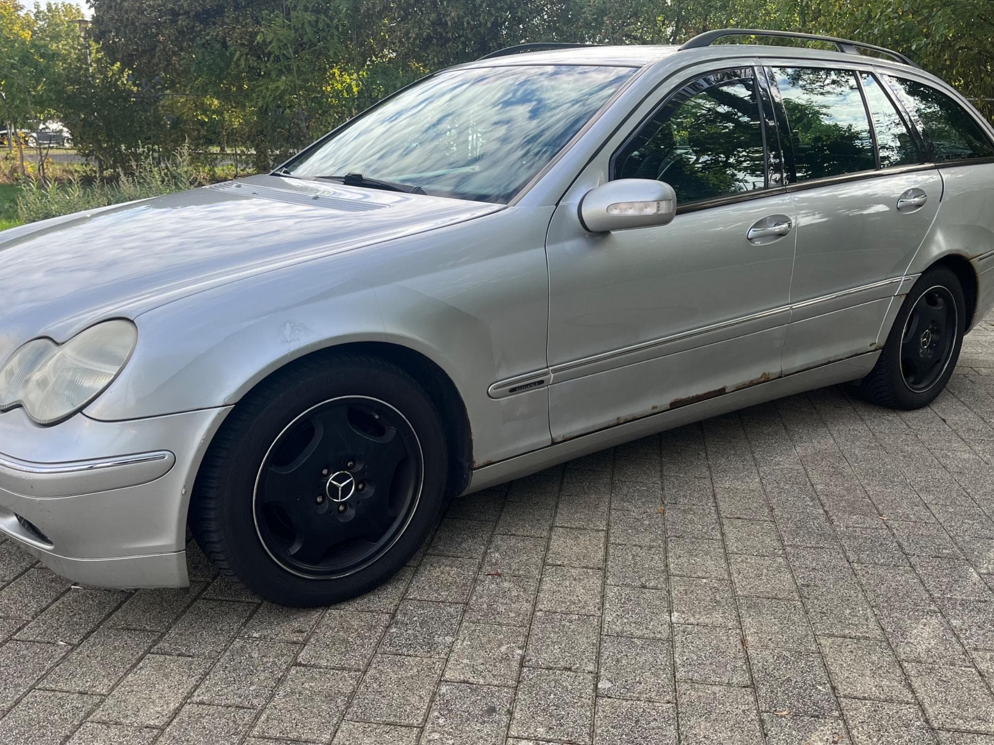 Mercedes 180 S203 (2002) - Photo 2