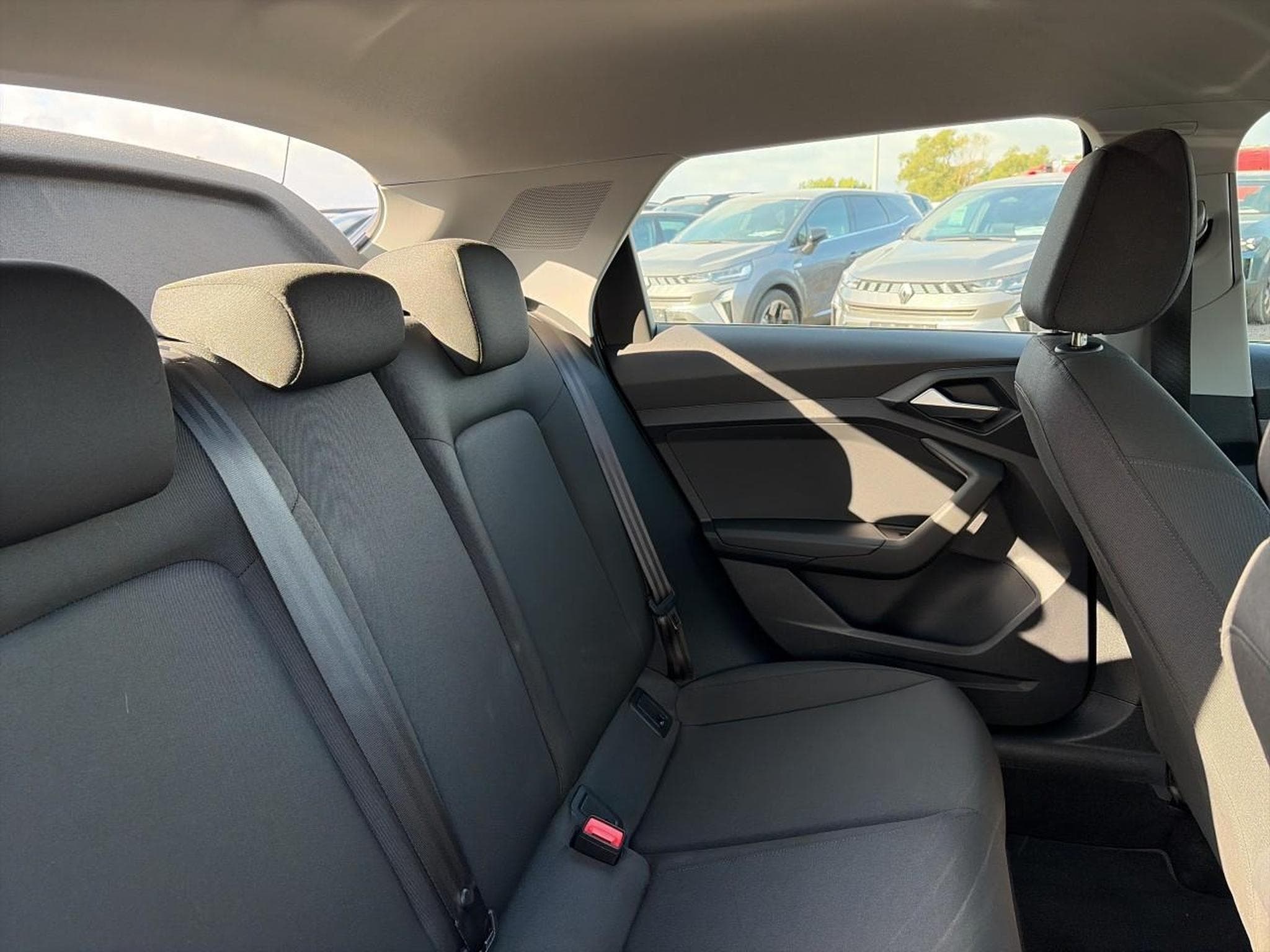 Audi A1 30 TFSI 110 DESIGN (2022) - Foto 28