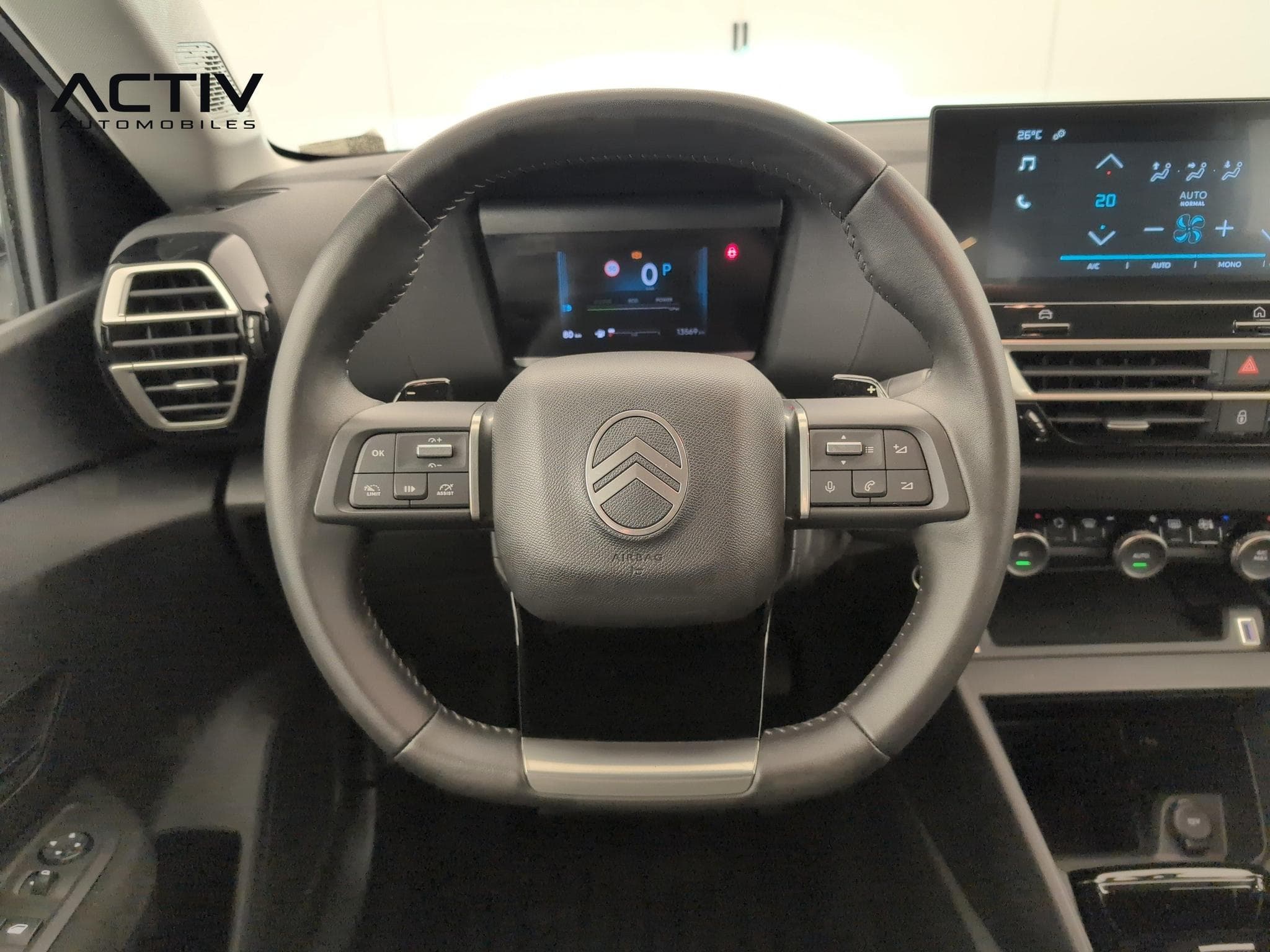 Citroën C4 Hybride 110 ch e-DCS6 You (2025) - Photo 14